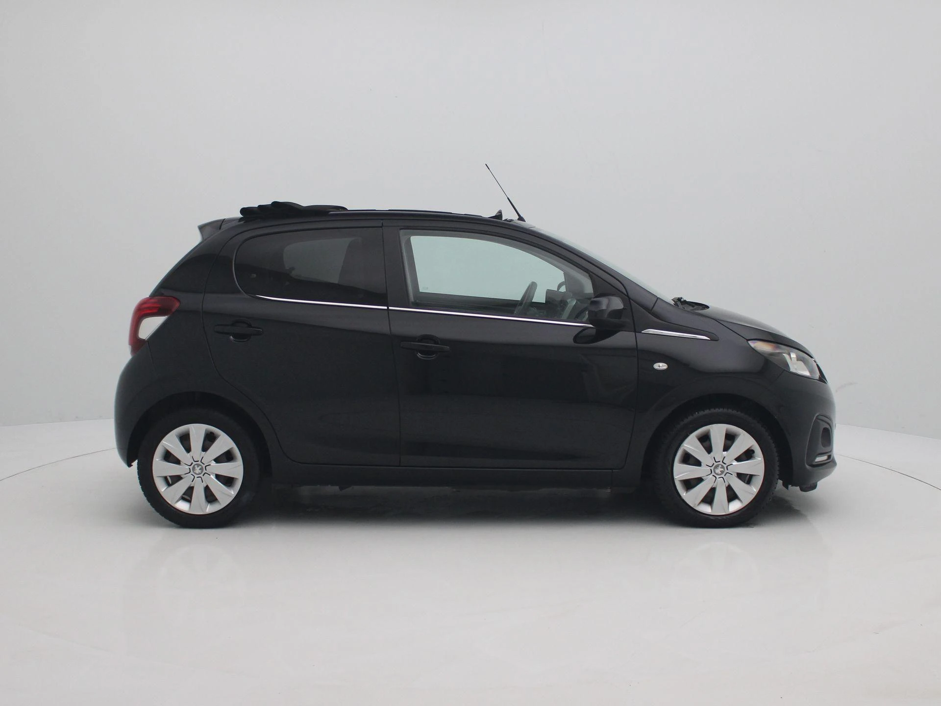 Peugeot-108-image-5