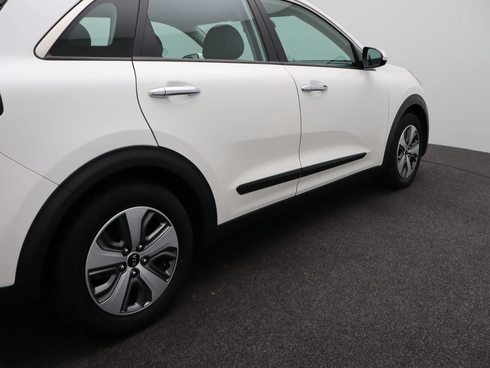 Kia-Niro-image-38
