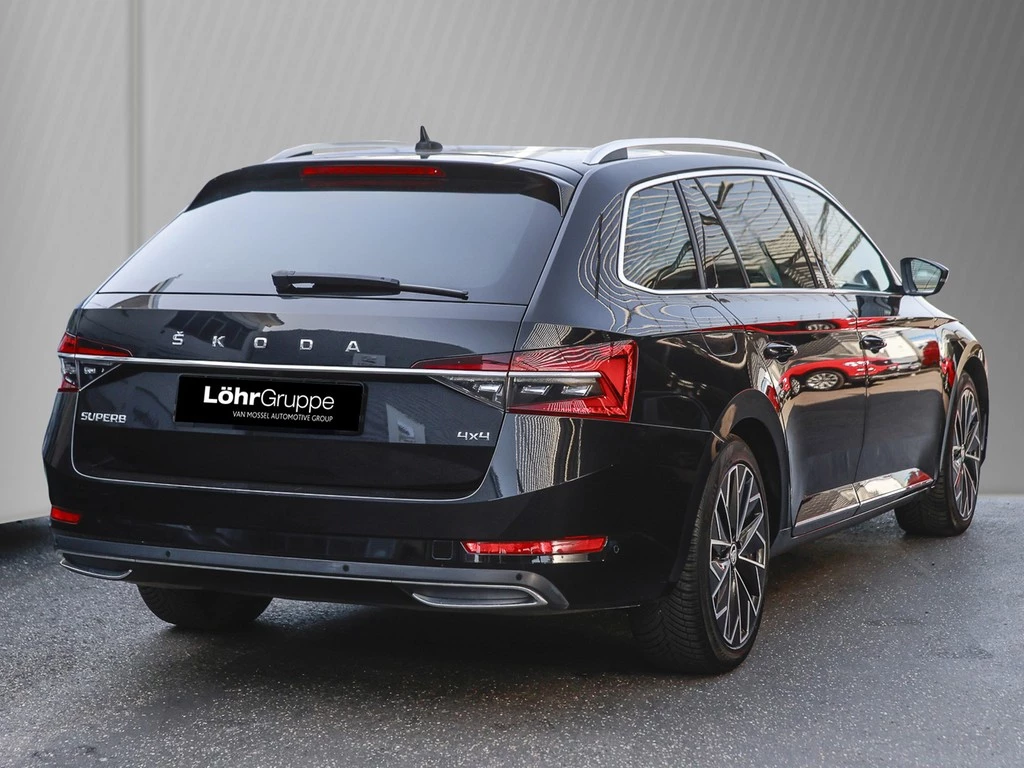 Škoda Superb Combi 2.0 TDI DSG L&K 4x4 Navi/Pano/RFK