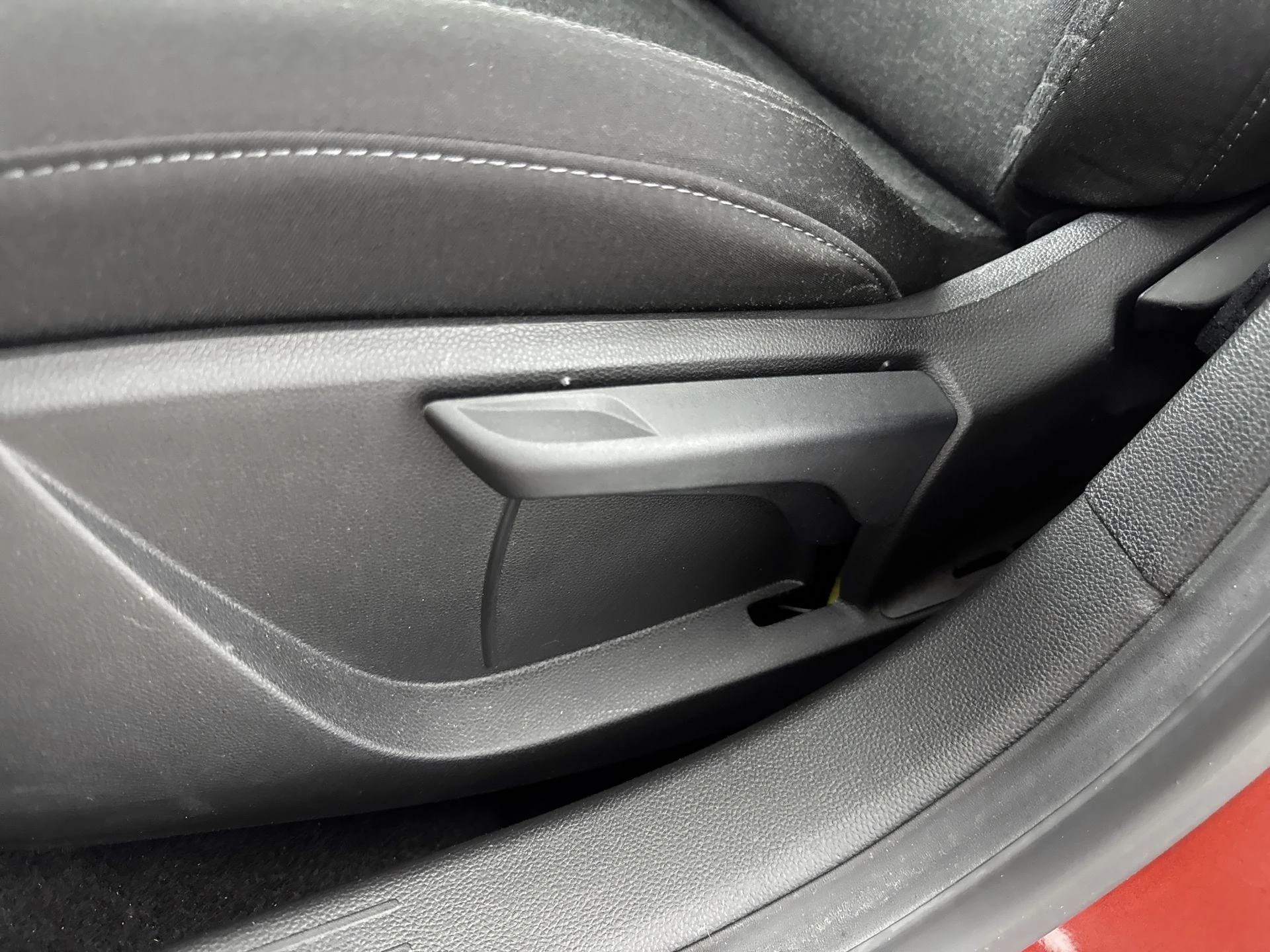 Renault-Clio-image-17