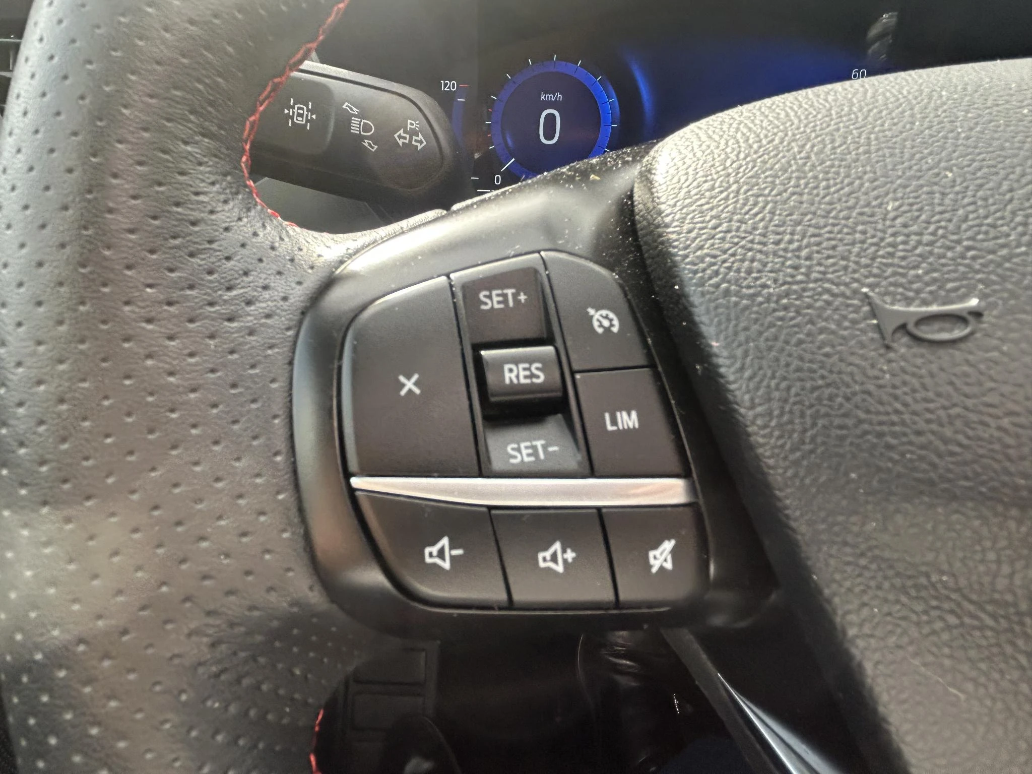 Ford-Kuga-image-16