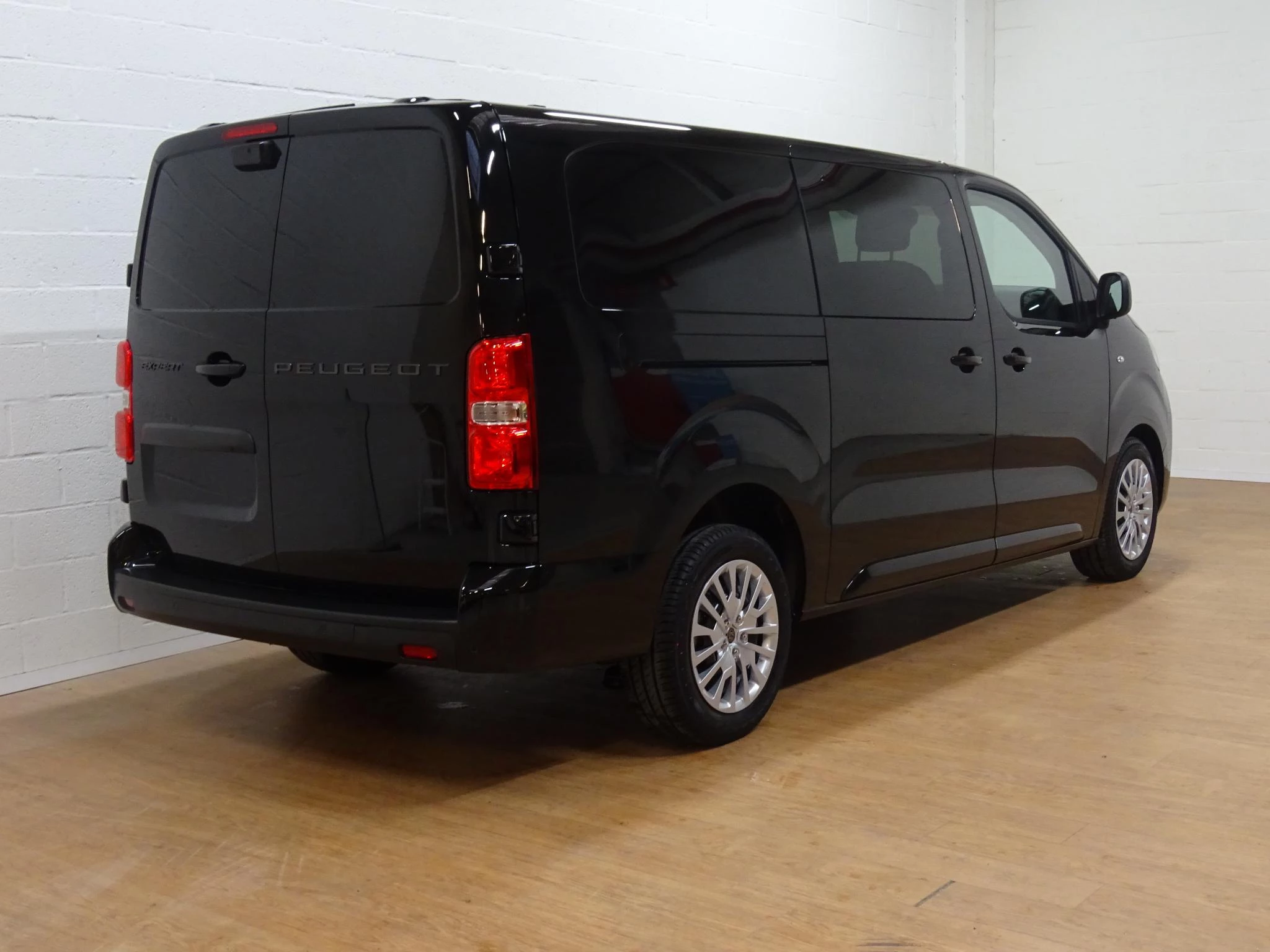 Peugeot-Expert-image-5