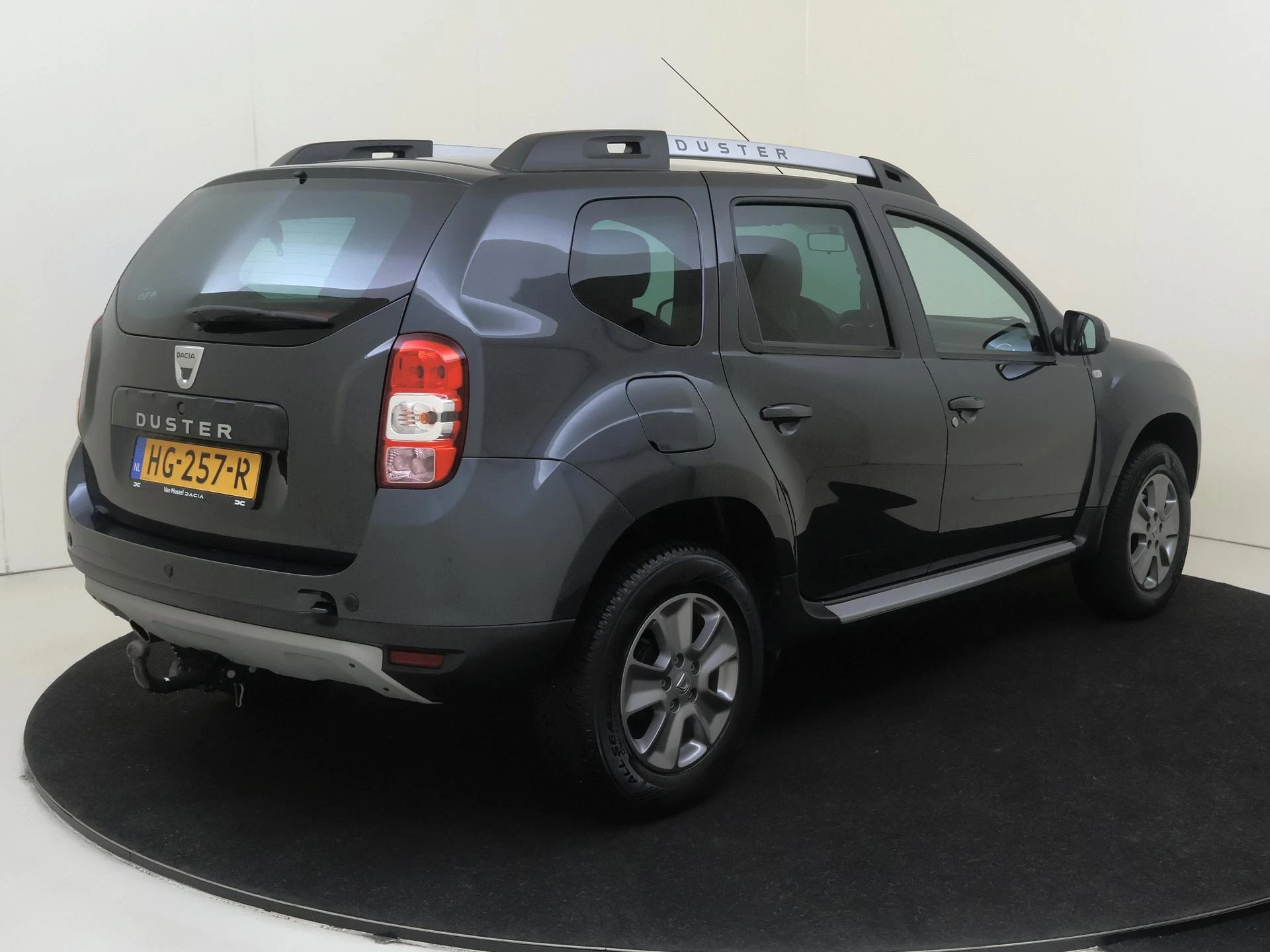 Dacia-Duster-image-3