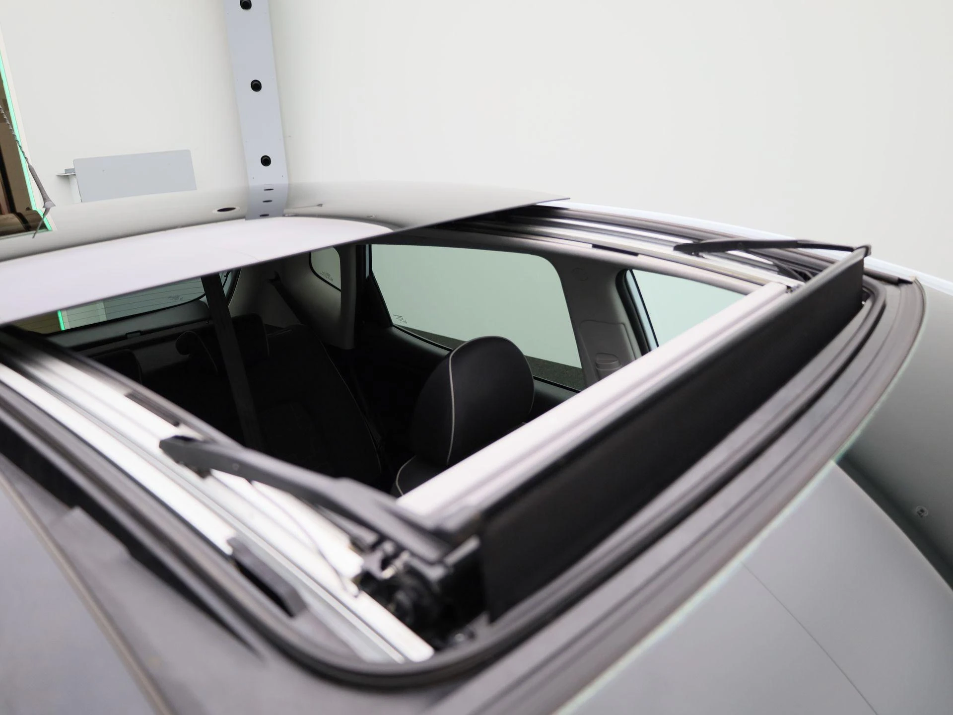 Kia-Venga-image-32