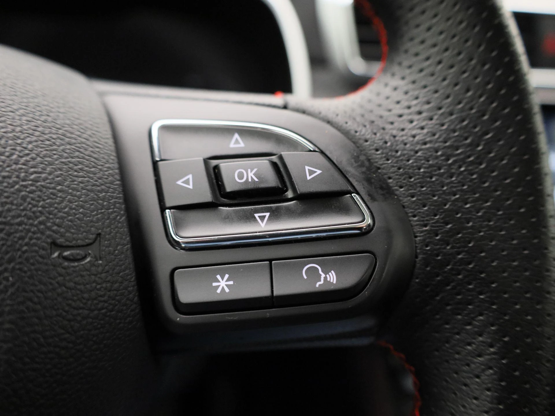 MG-ZS EV-image-16