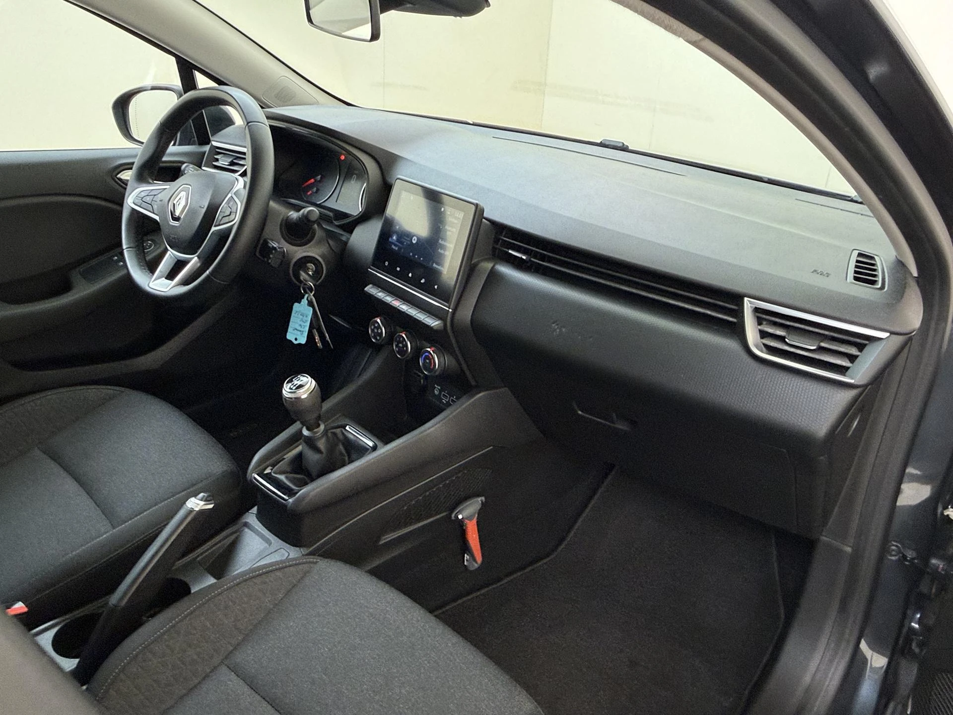 Renault-Clio-image-4