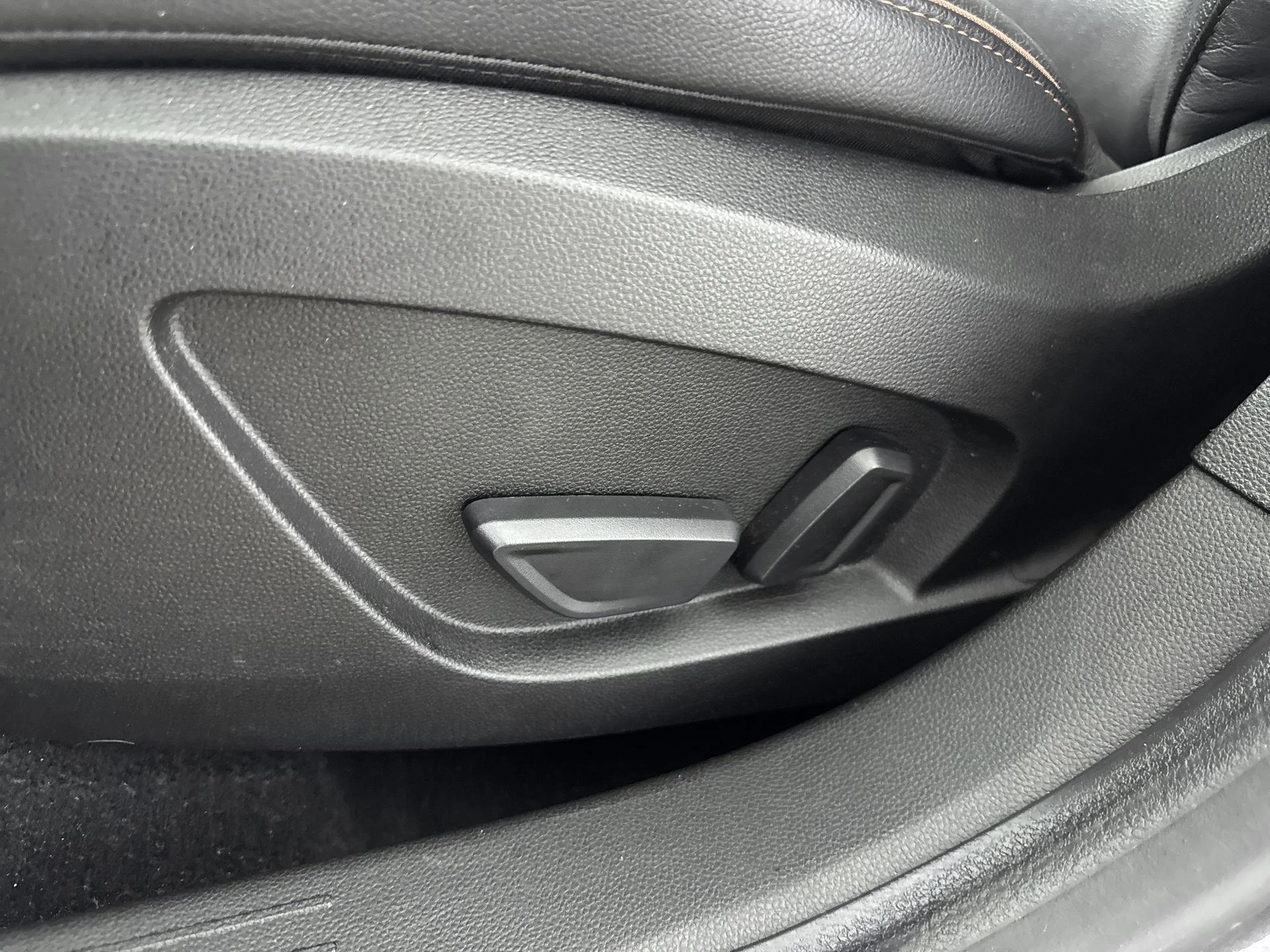 Renault-Captur-image-15