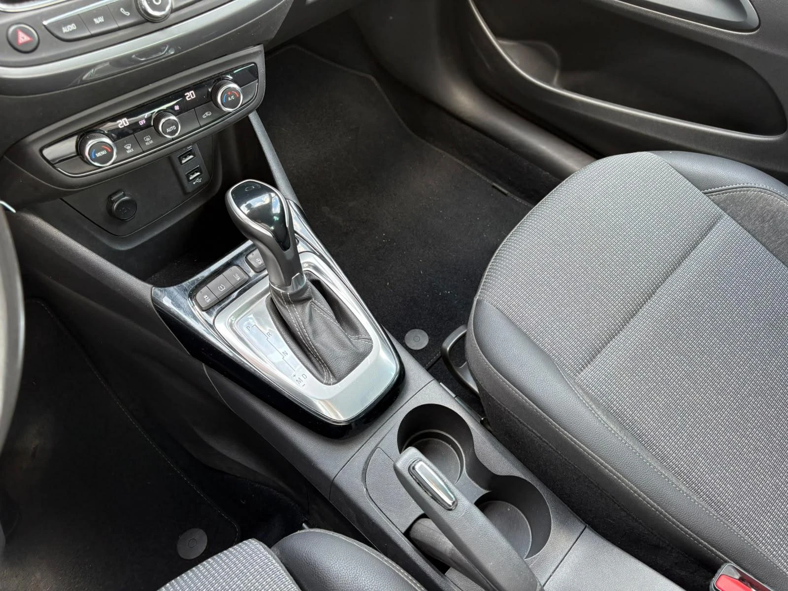 Opel-Crossland X-image-15