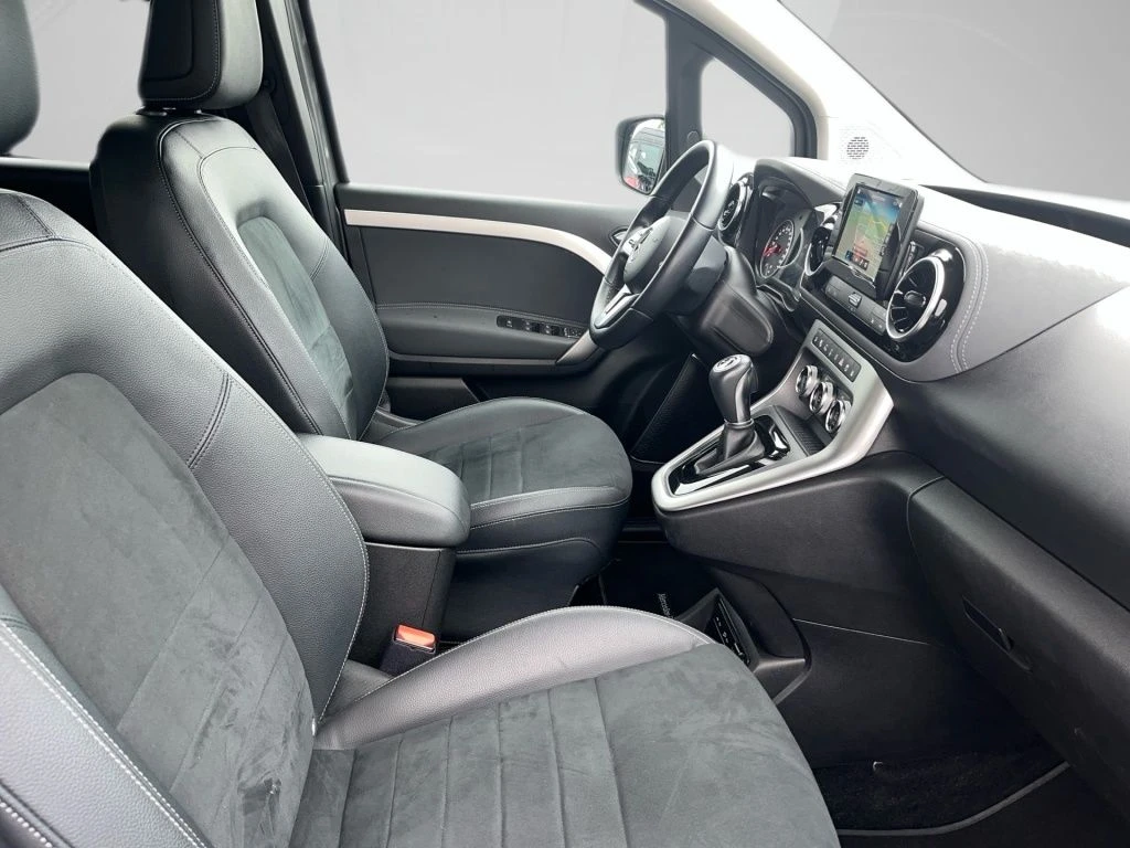 Mercedes-Benz-T-Klasse 180-image-15