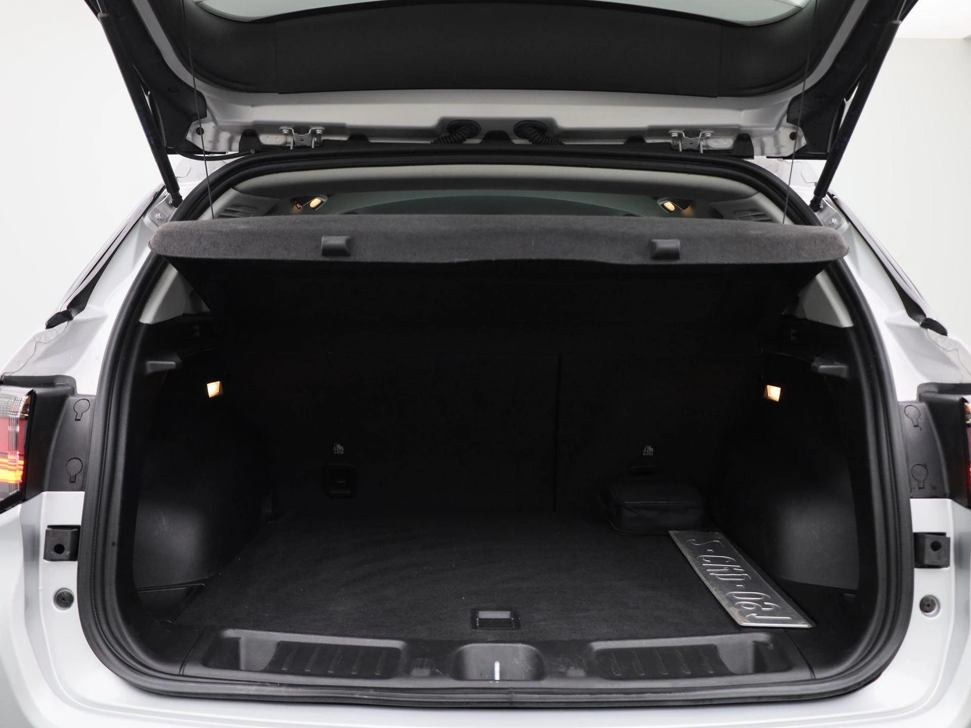 Jeep-Compass-image-13