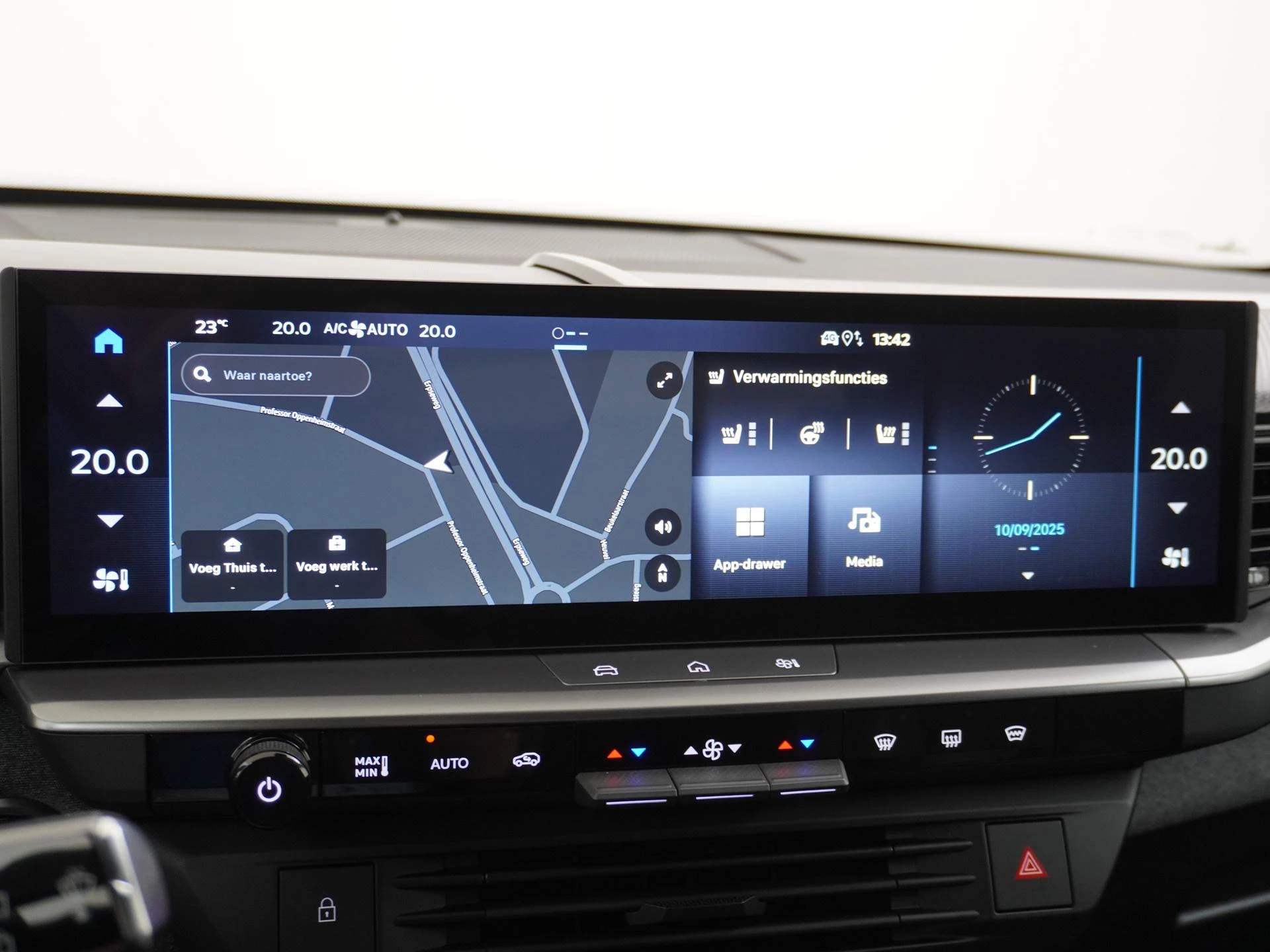 Opel-Grandland-image-24