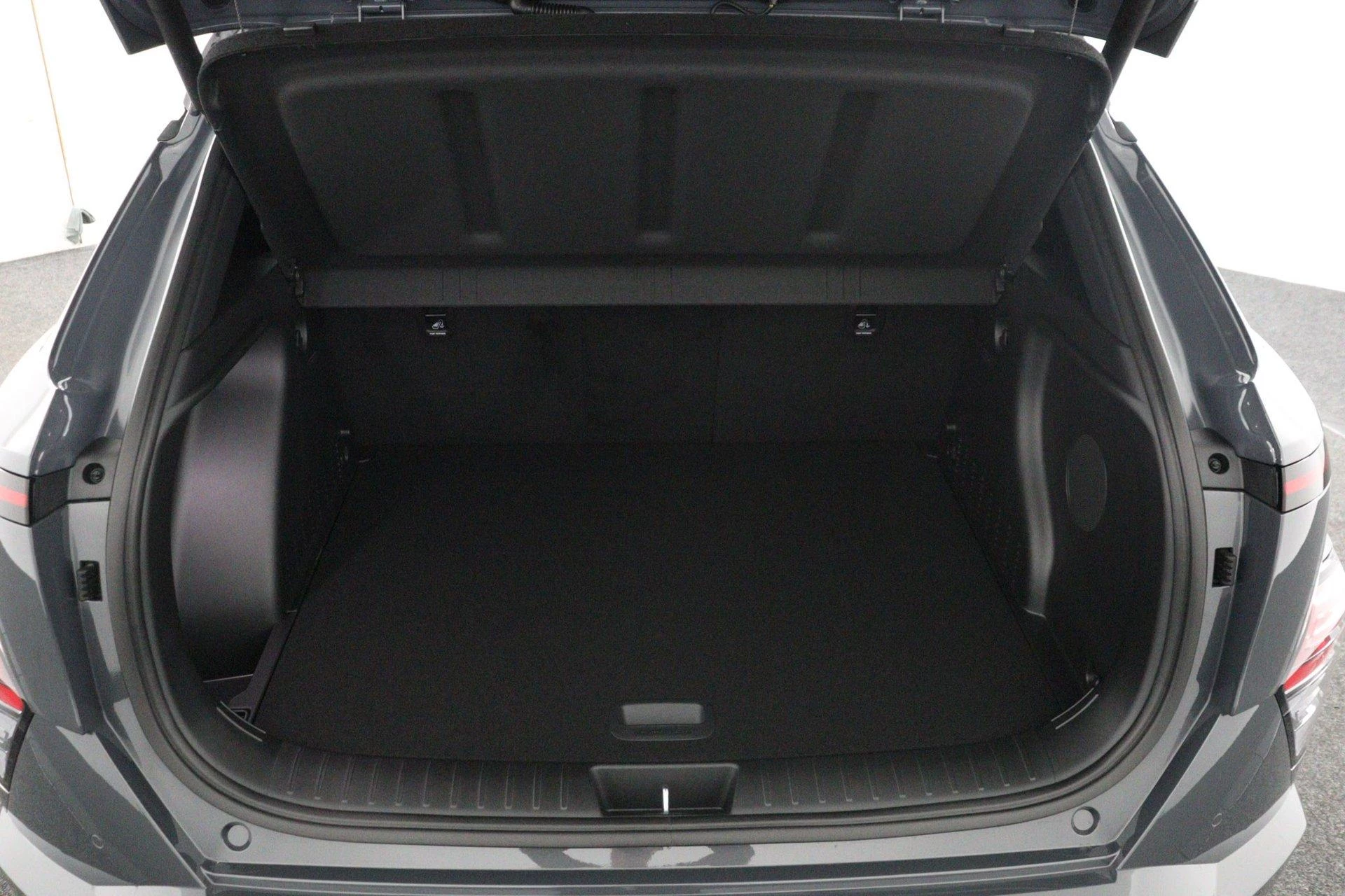 Hyundai-Kona-image-29
