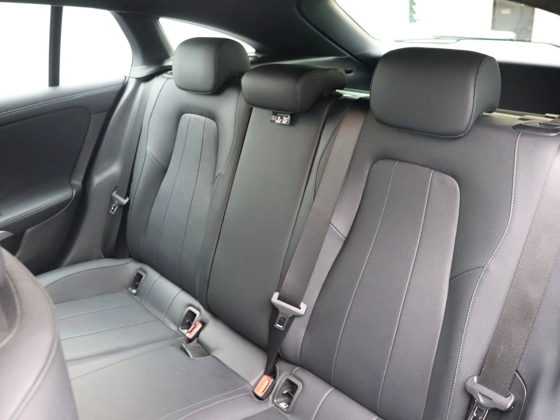 Mercedes-Benz CLA 250 e Shooting Brake + LEDER + LED + CAMERA +