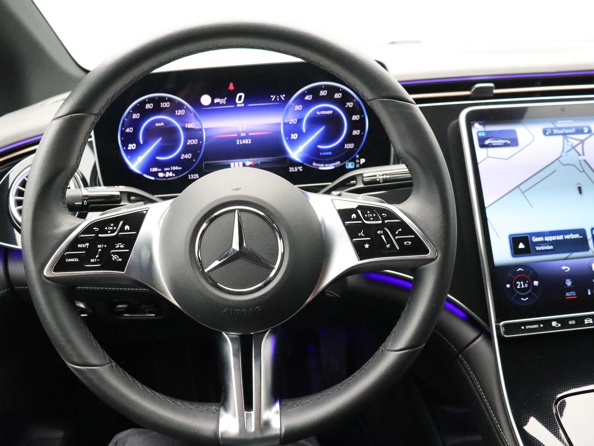 Mercedes-Benz-EQE-image-10