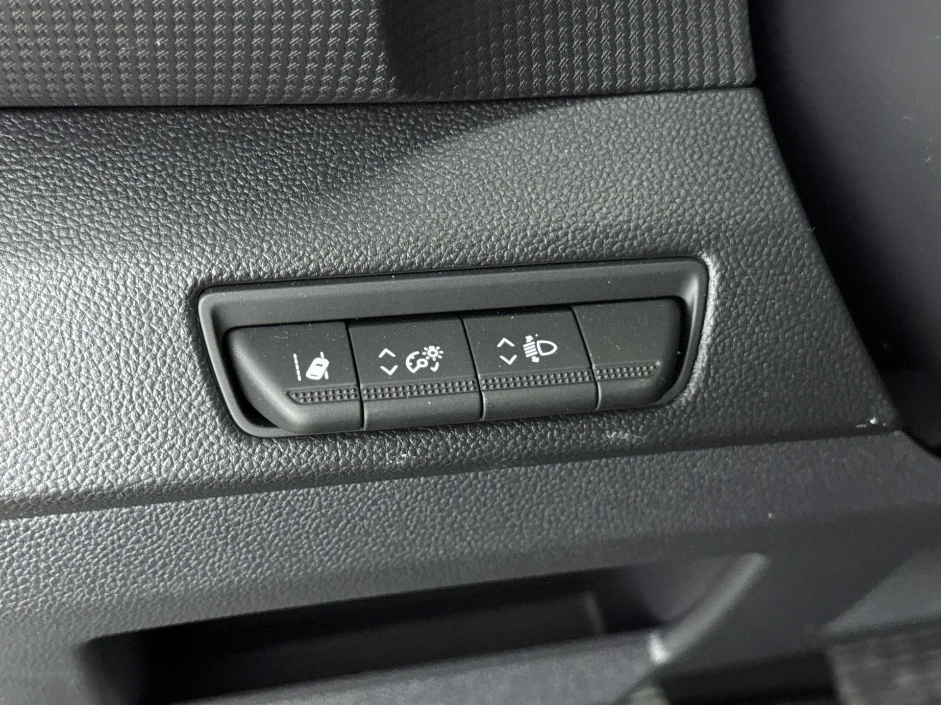 Renault-Trafic-image-16