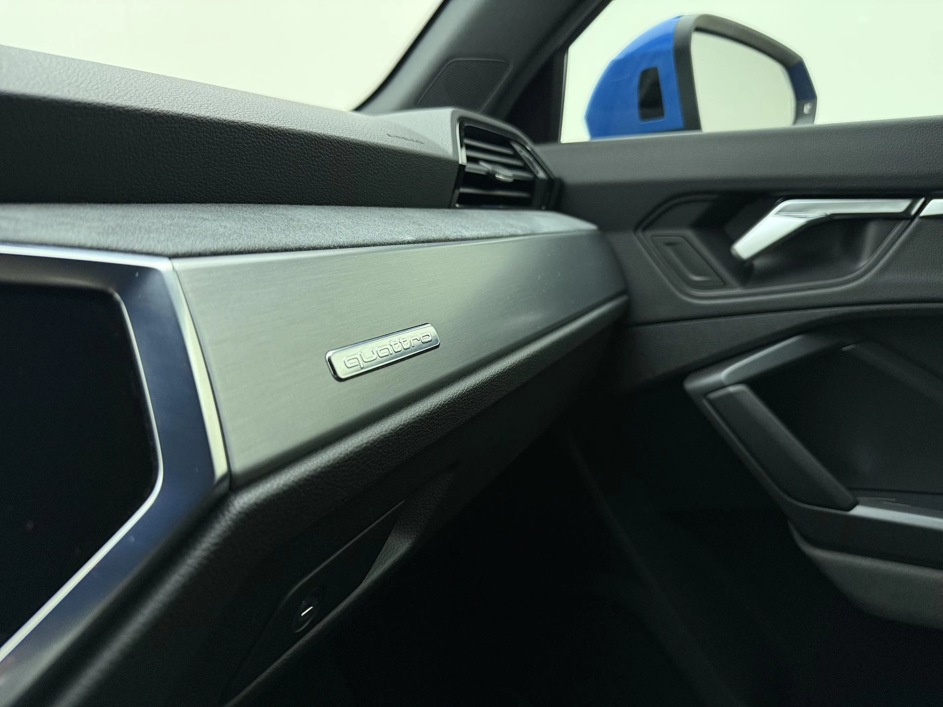 Audi-Q3-image-28
