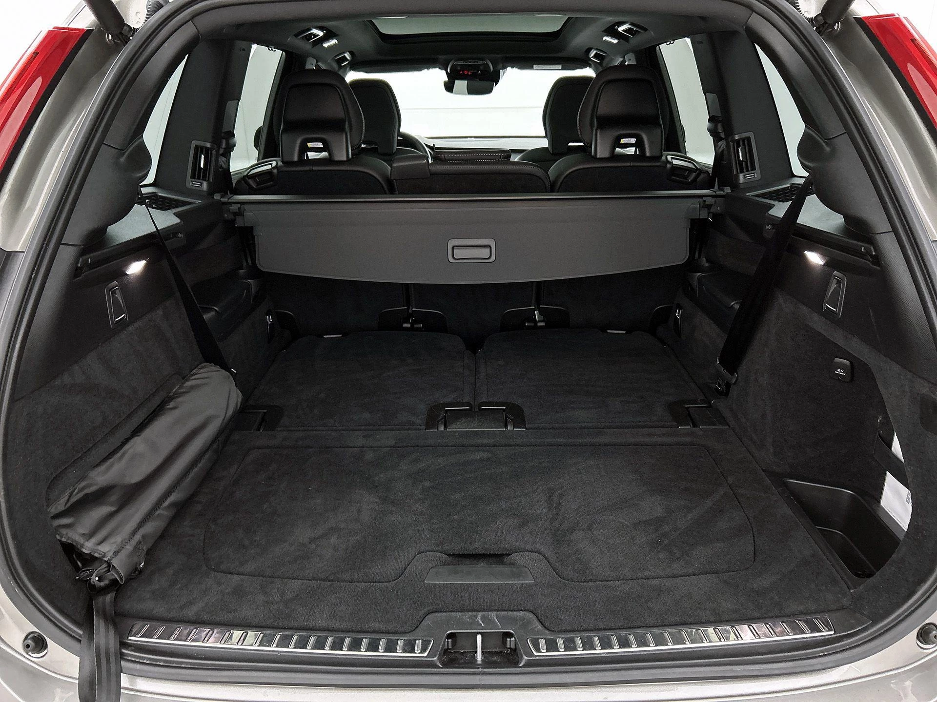 Volvo-XC90-image-16