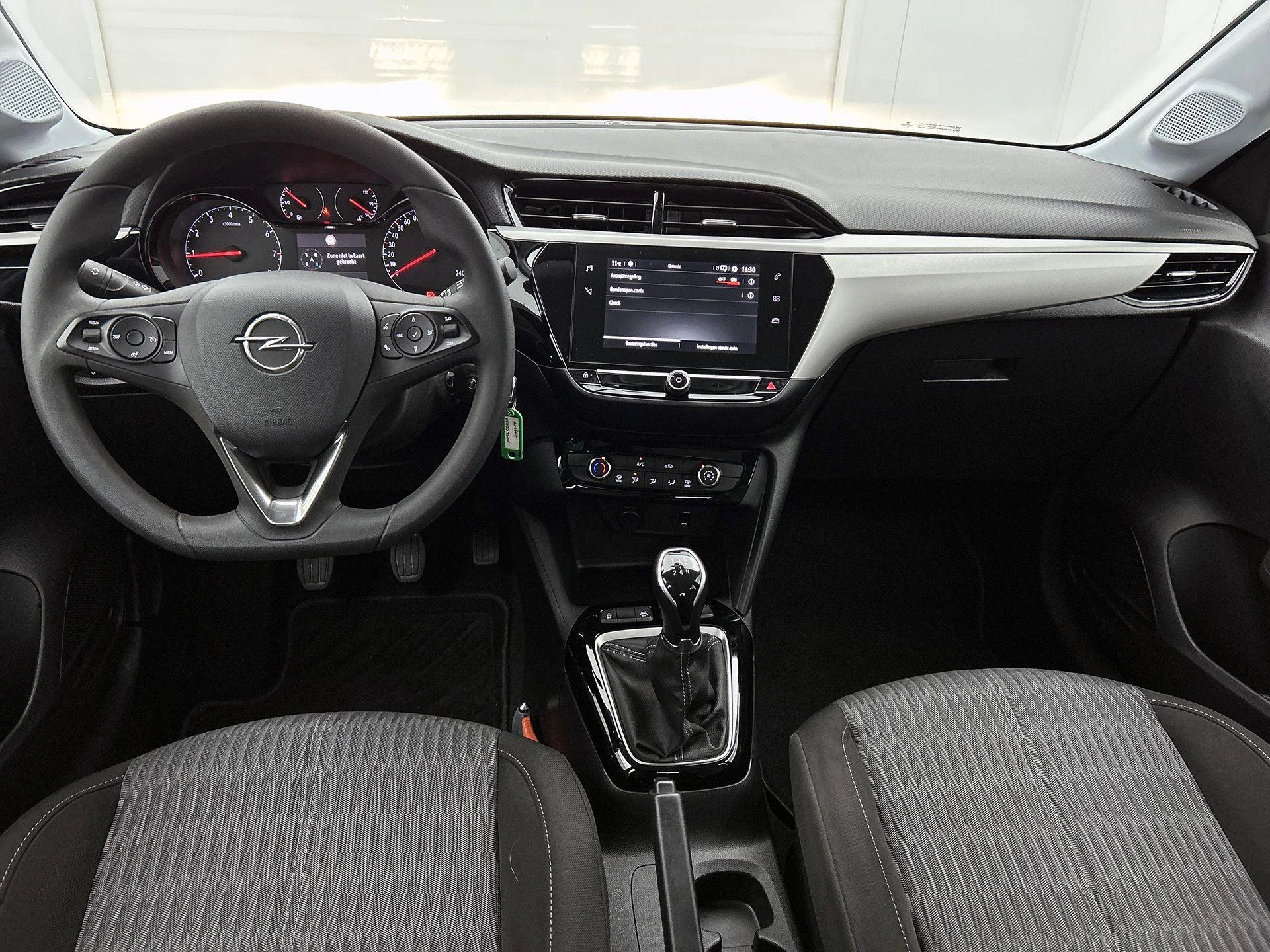 Opel-Corsa-image-15