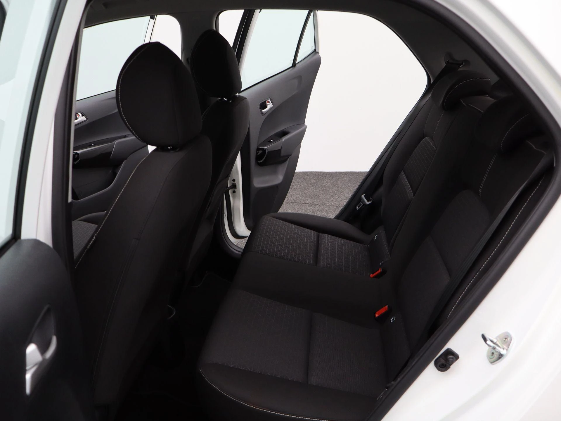 Kia-Picanto-image-11