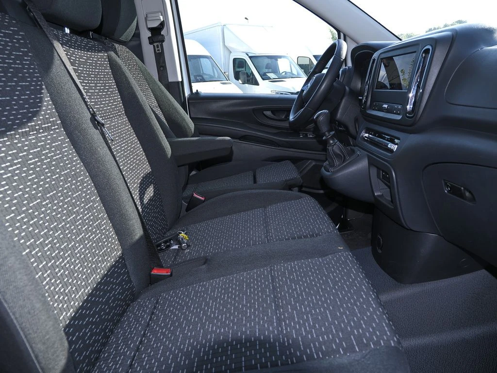 Mercedes-Benz-Vito 116-image-12