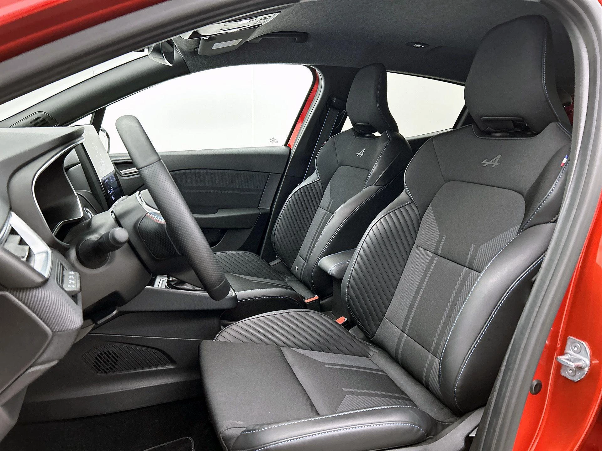 Renault-Clio-image-40