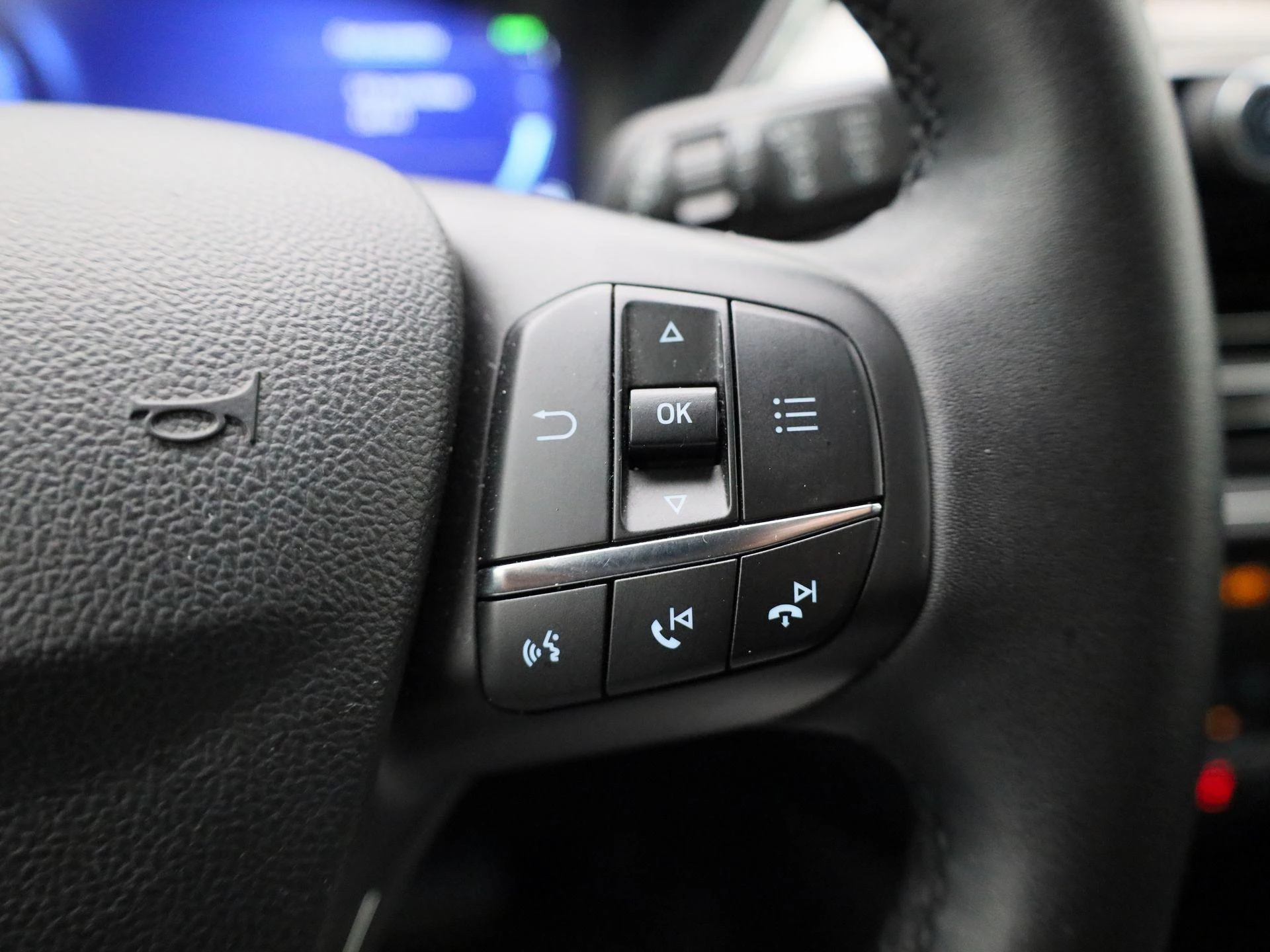 Ford-Kuga-image-18