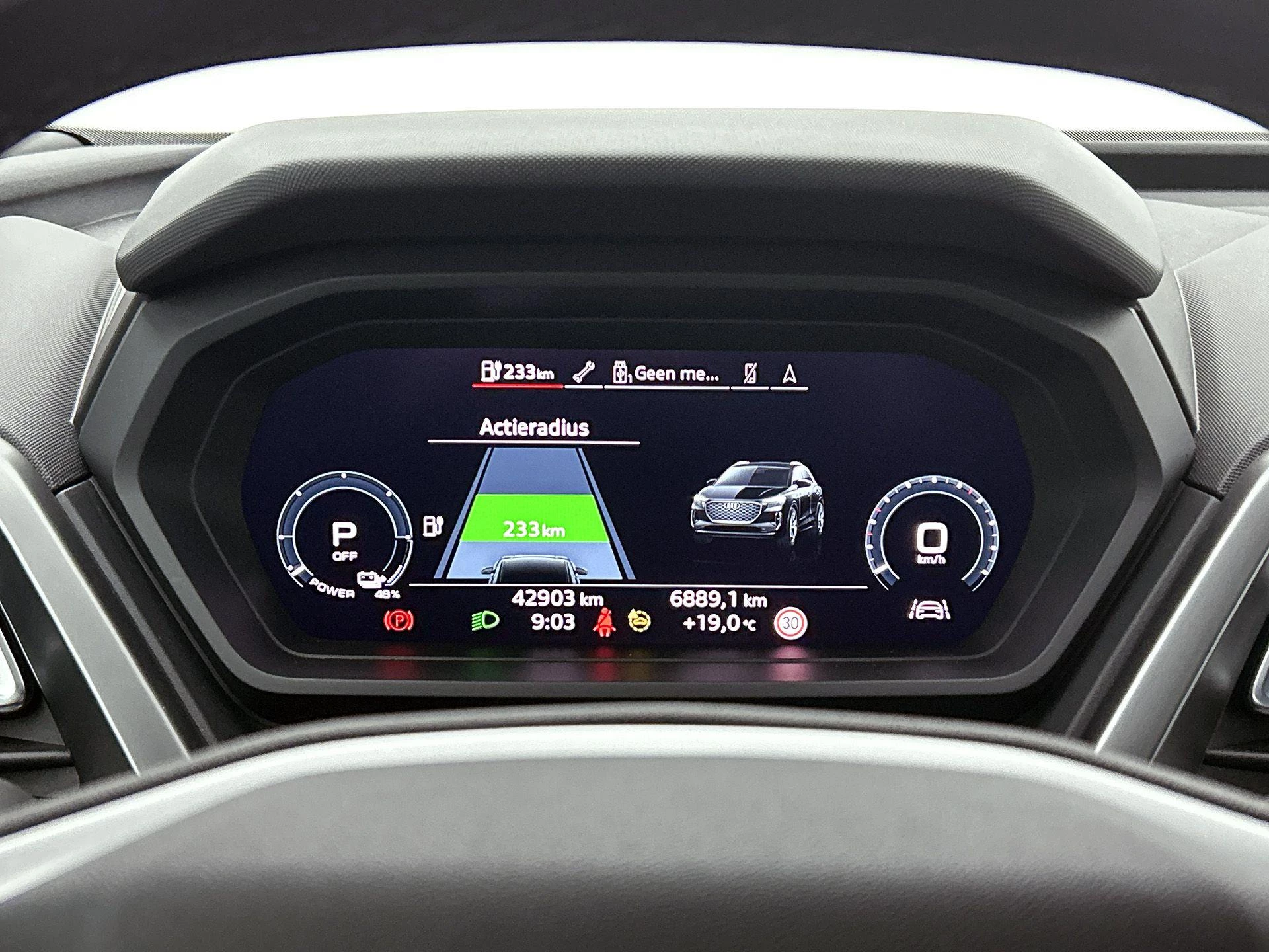 Audi-Q4 e-tron-image-14