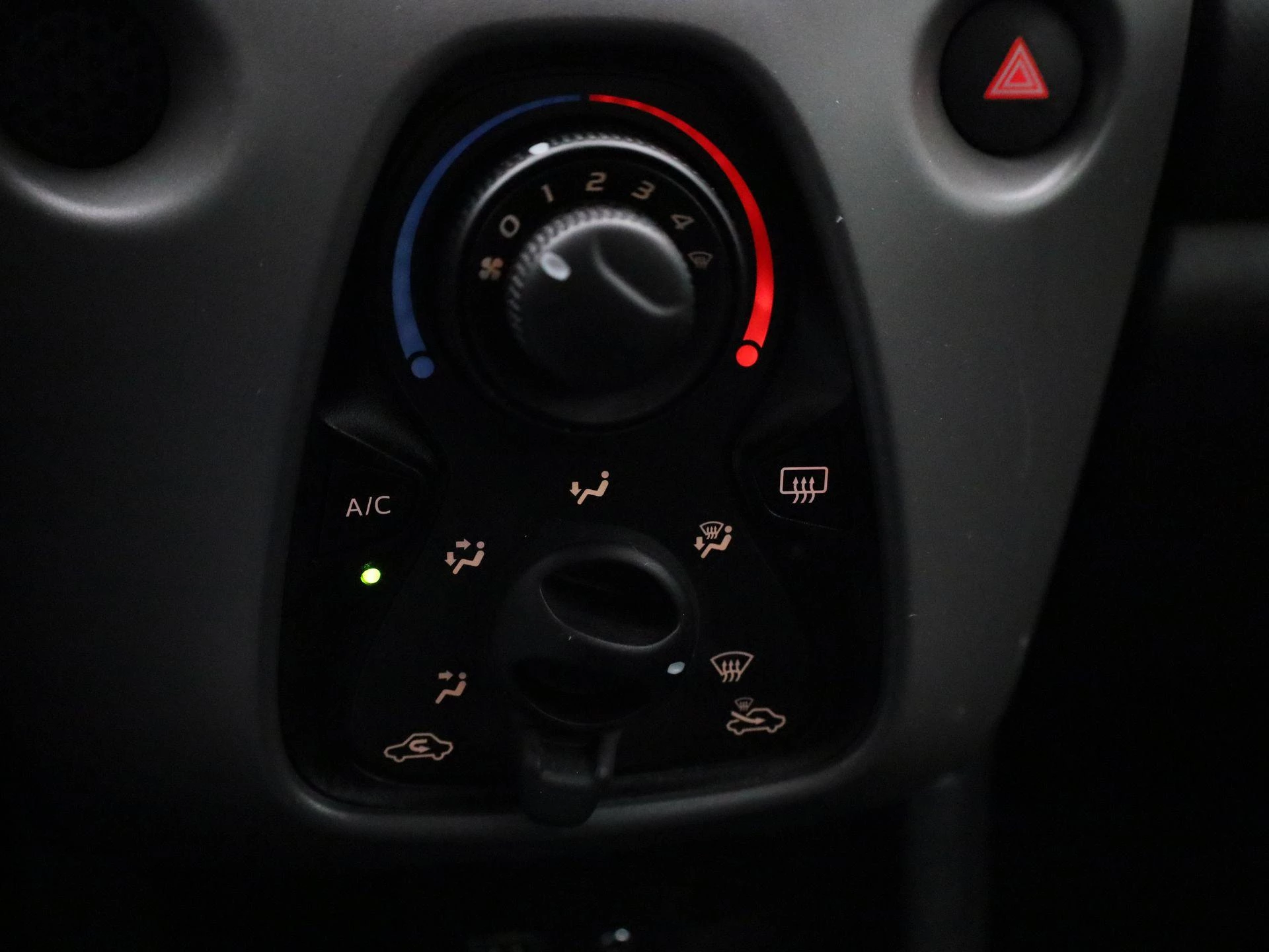 Peugeot-108-image-17