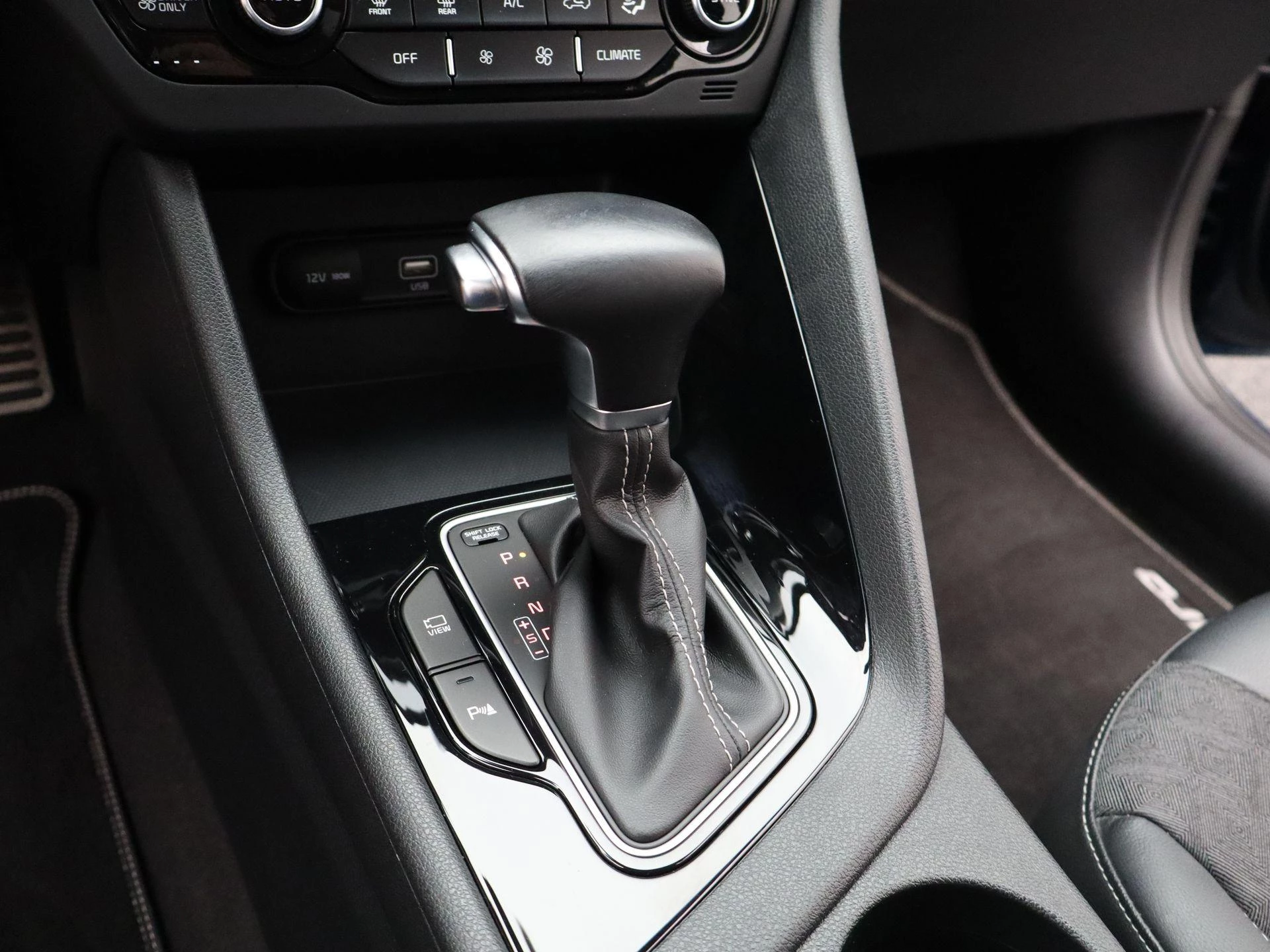 Kia-Niro-image-18