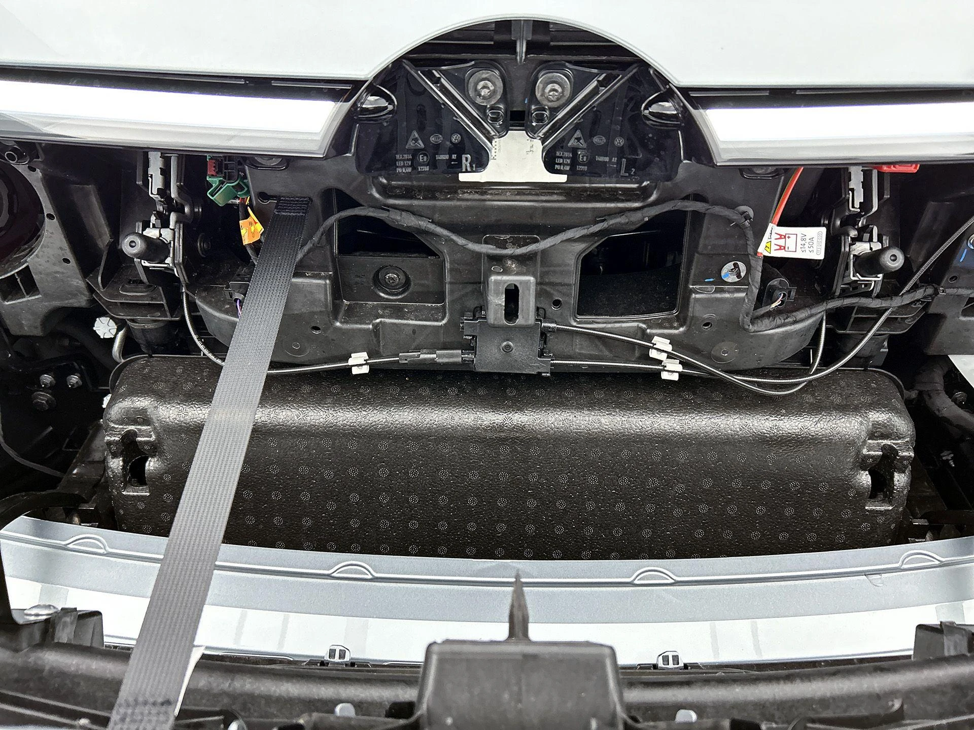 Volkswagen-ID. Buzz Cargo-image-36