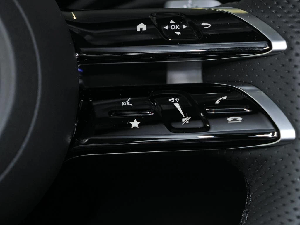 Mercedes-Benz-GLC 220 d-image-8