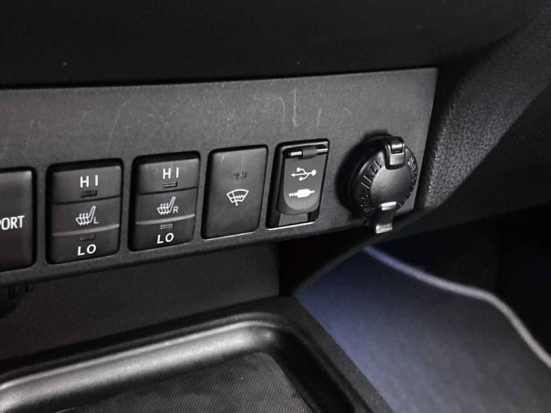 Toyota-RAV4-image-32