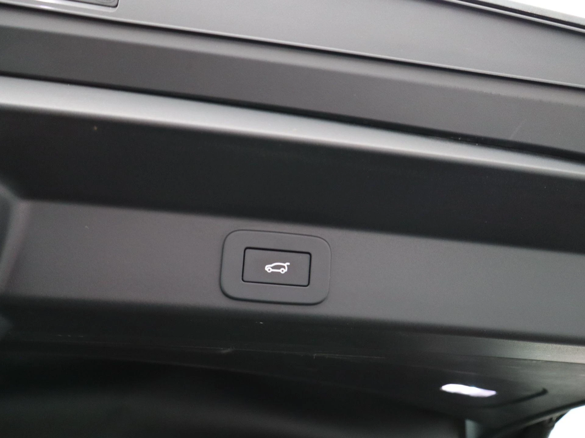 Land Rover-Range Rover Sport-image-38
