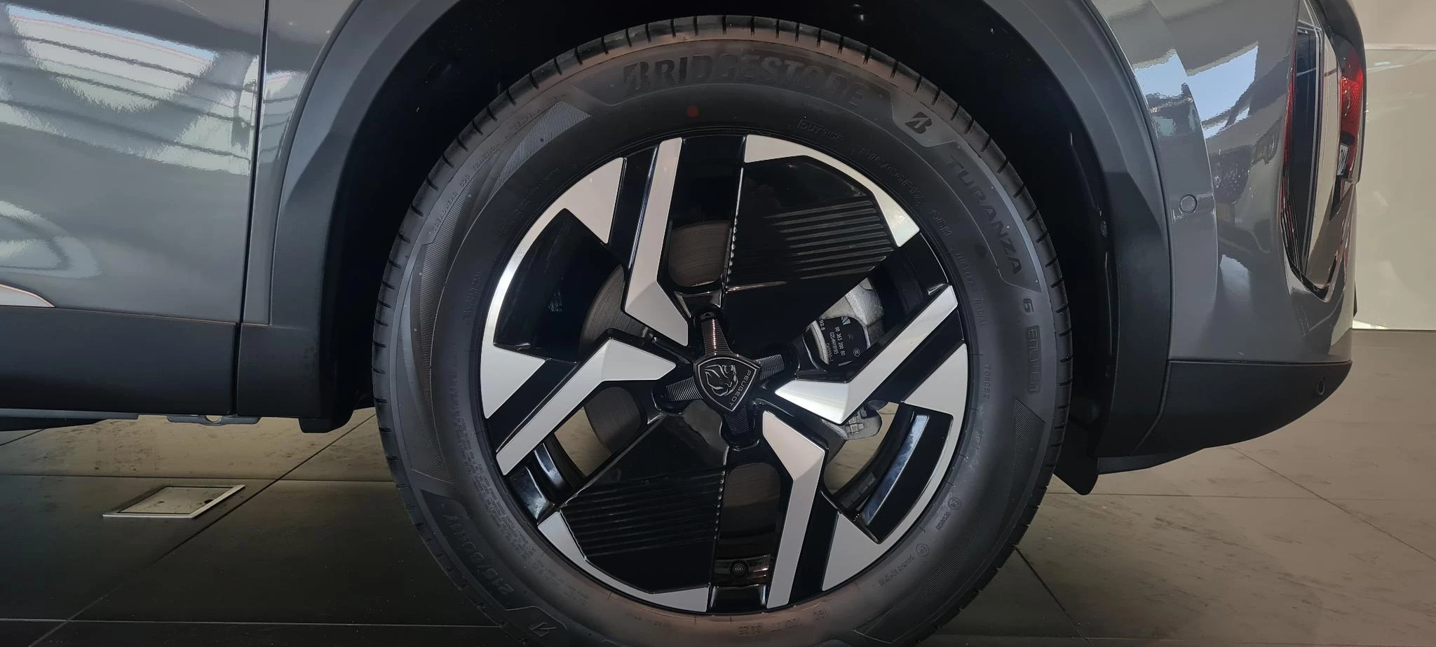 Peugeot-2008-image-27