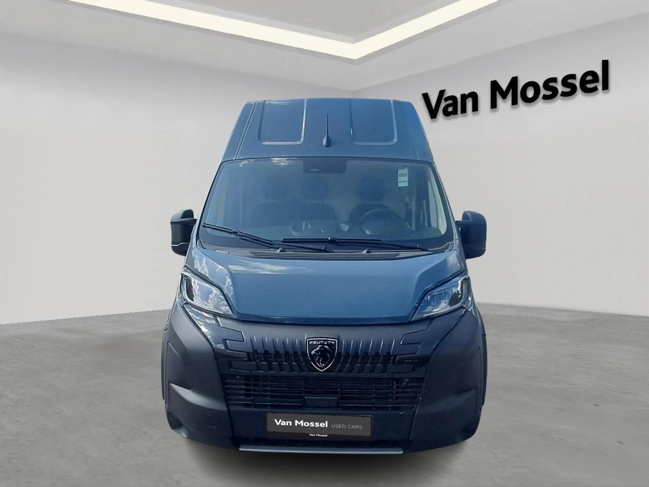 Peugeot-Boxer-image-1