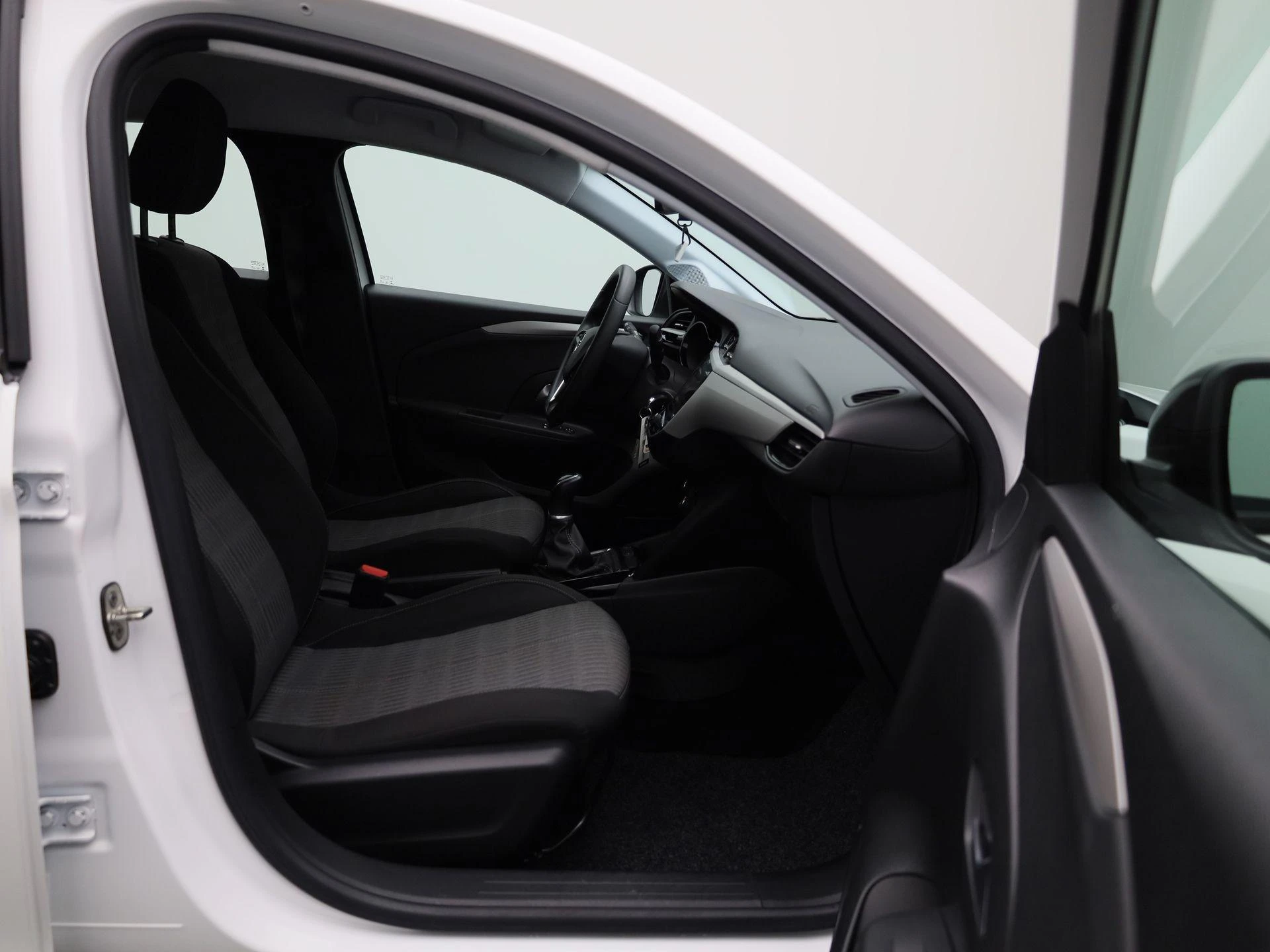 Opel-Corsa-image-29