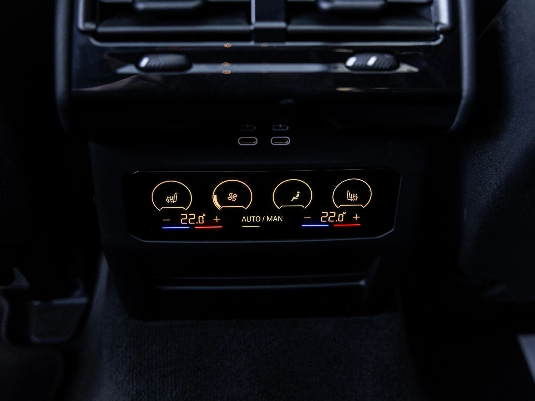 BMW-i5-image-14