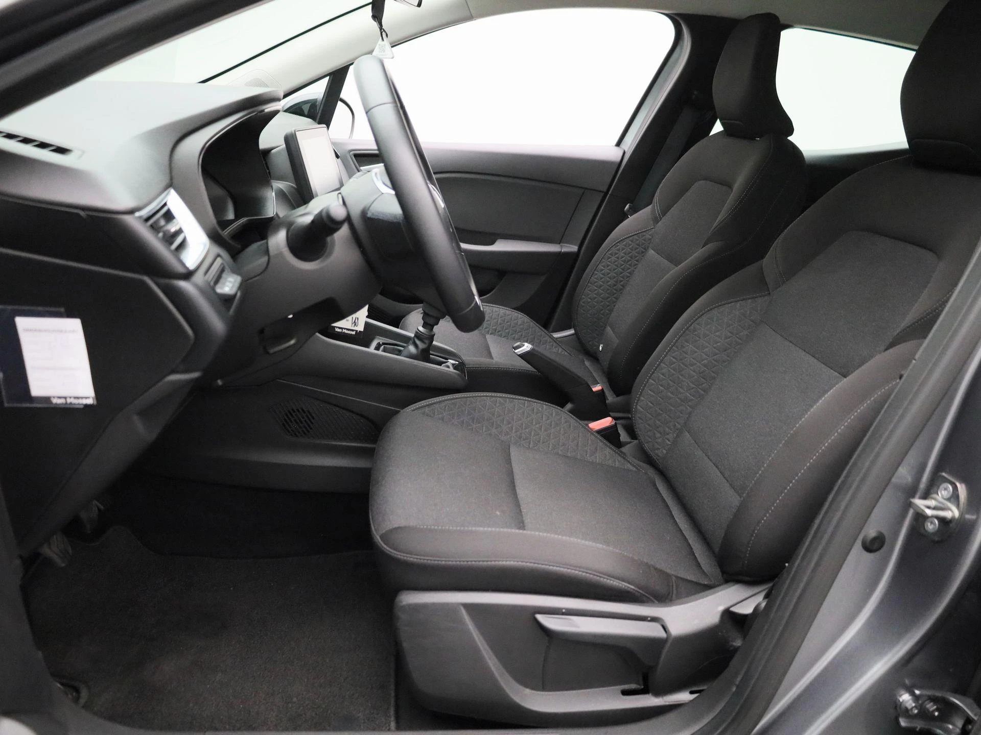 Renault-Clio-image-10