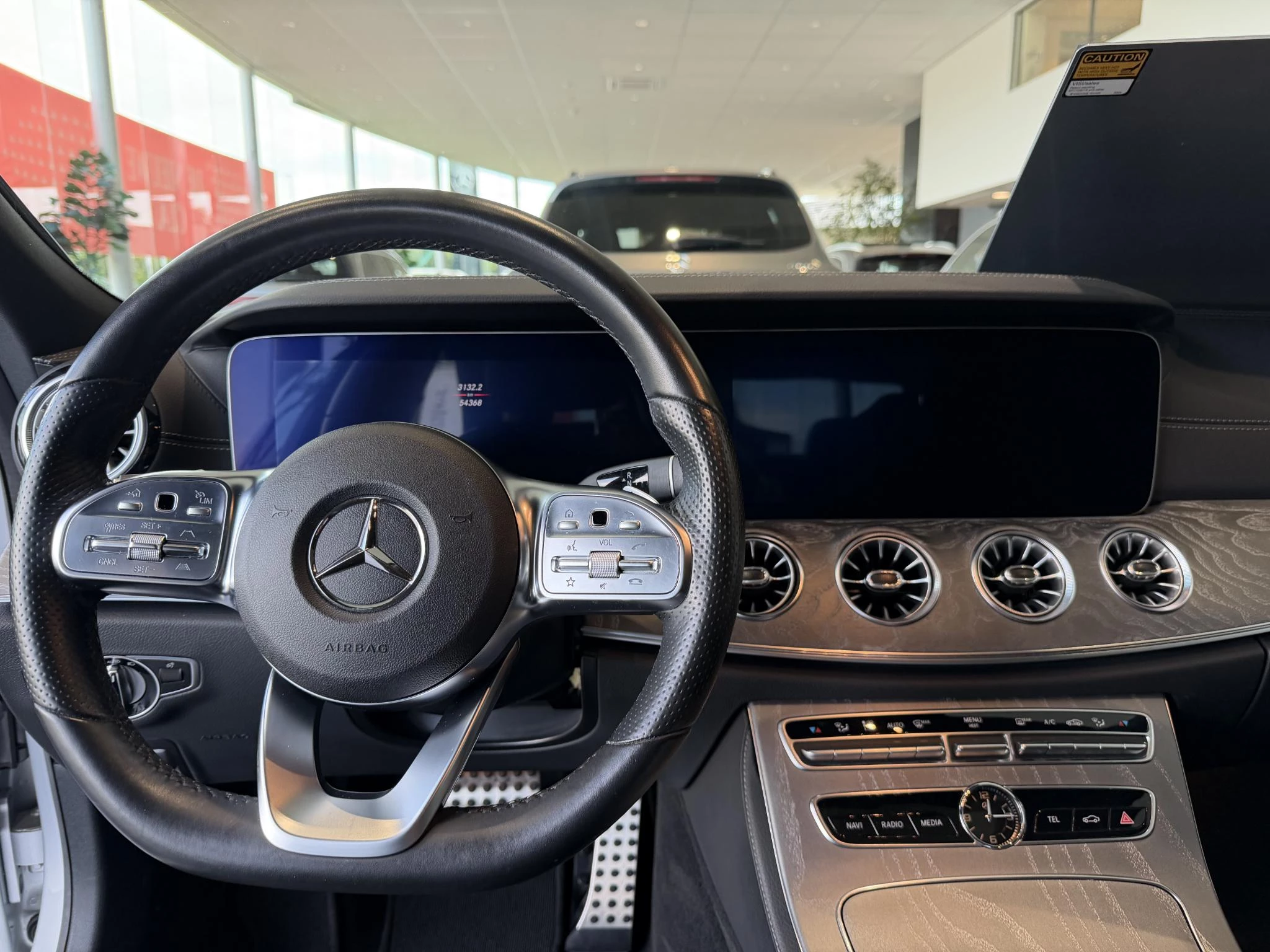 Mercedes-Benz-CLS-image-9