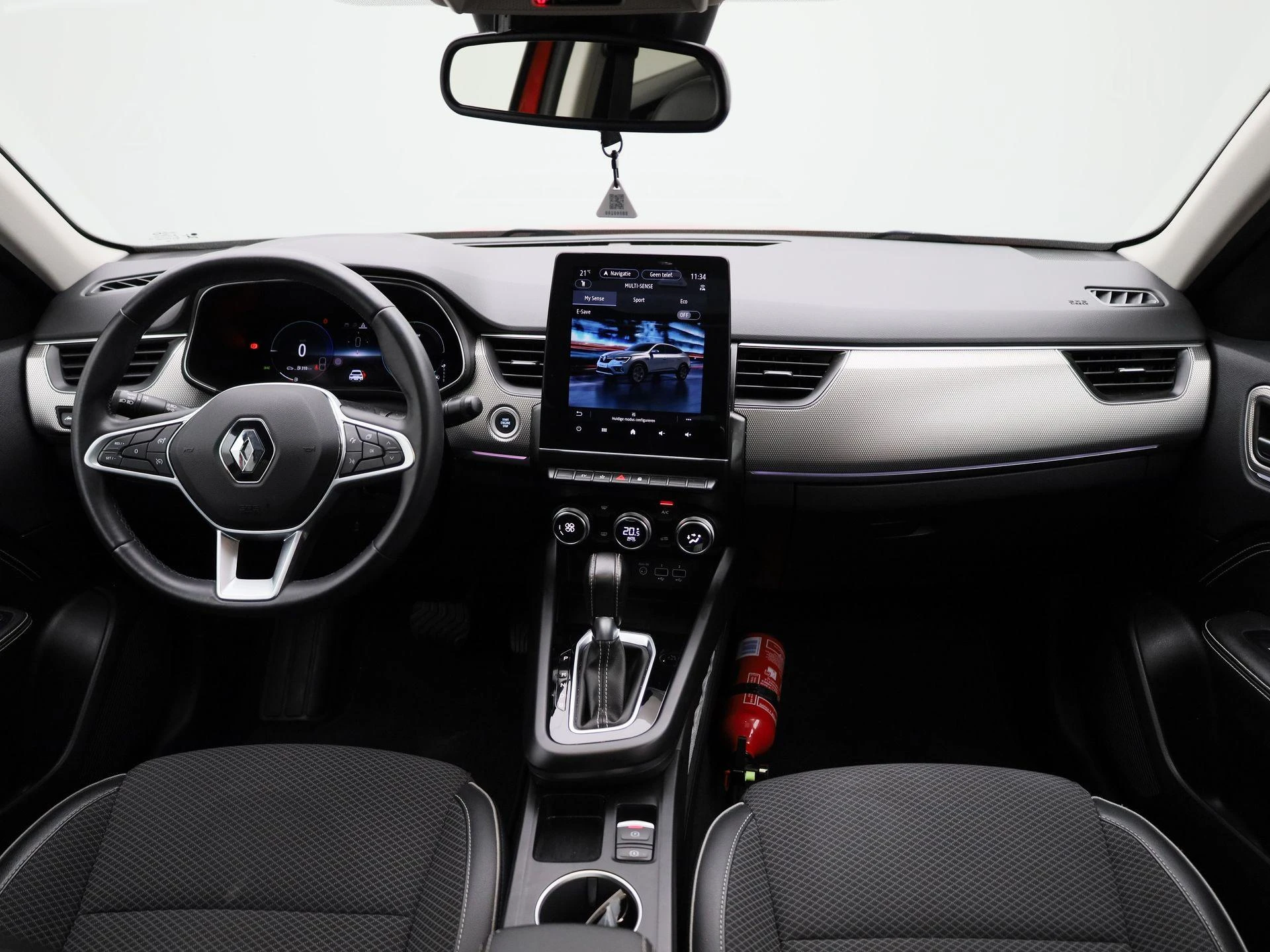 Renault-Arkana-image-37