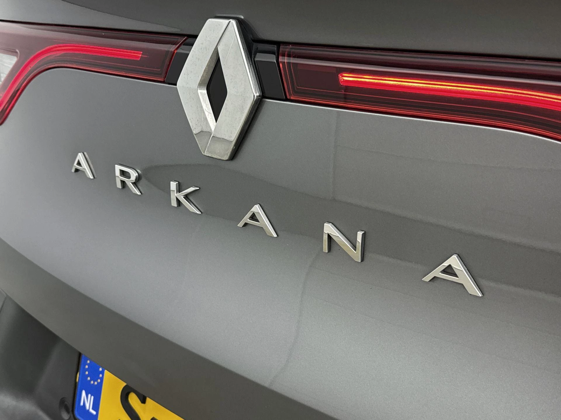 Renault-Arkana-image-16