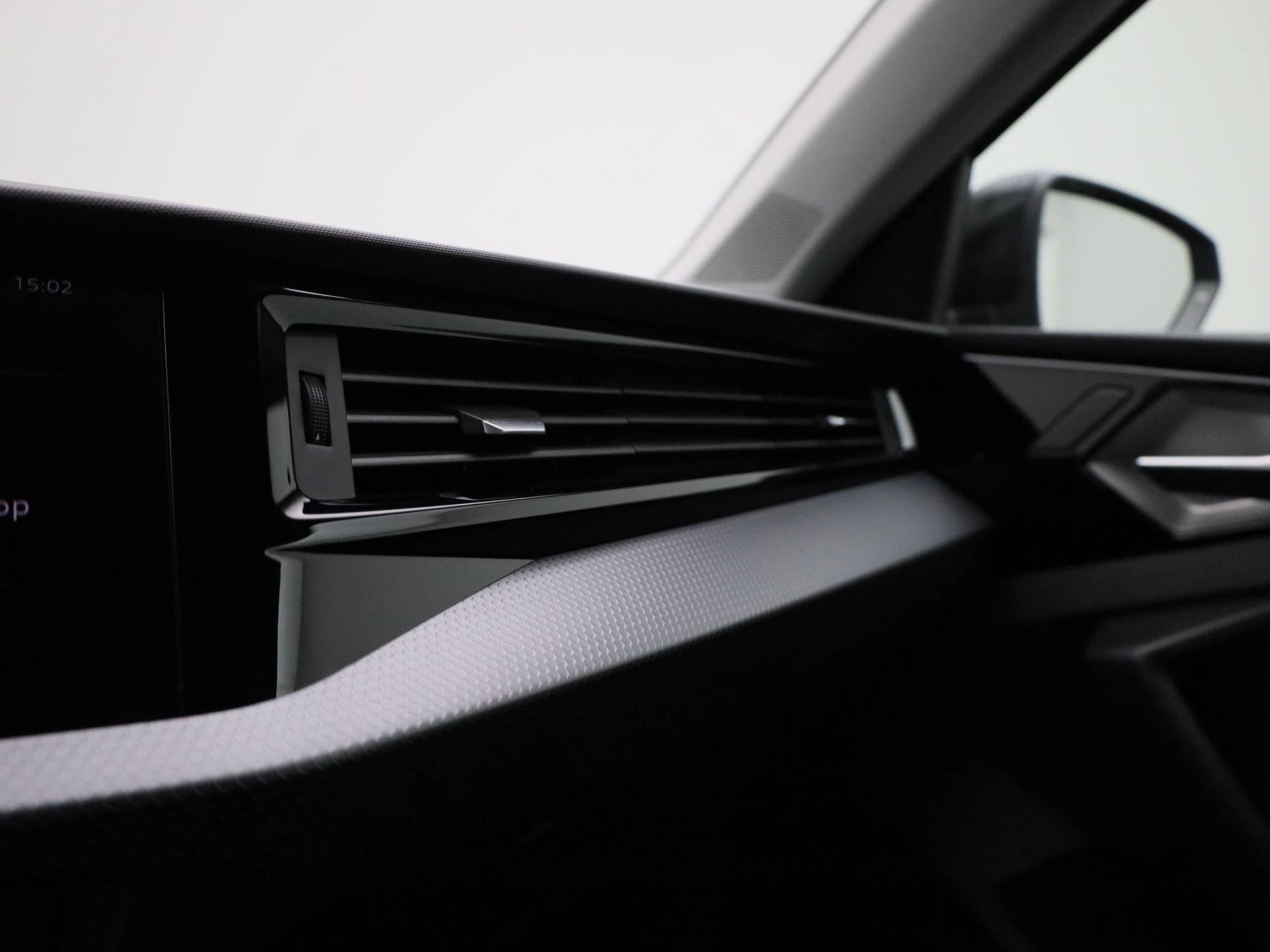 Audi-A1 Sportback-image-23
