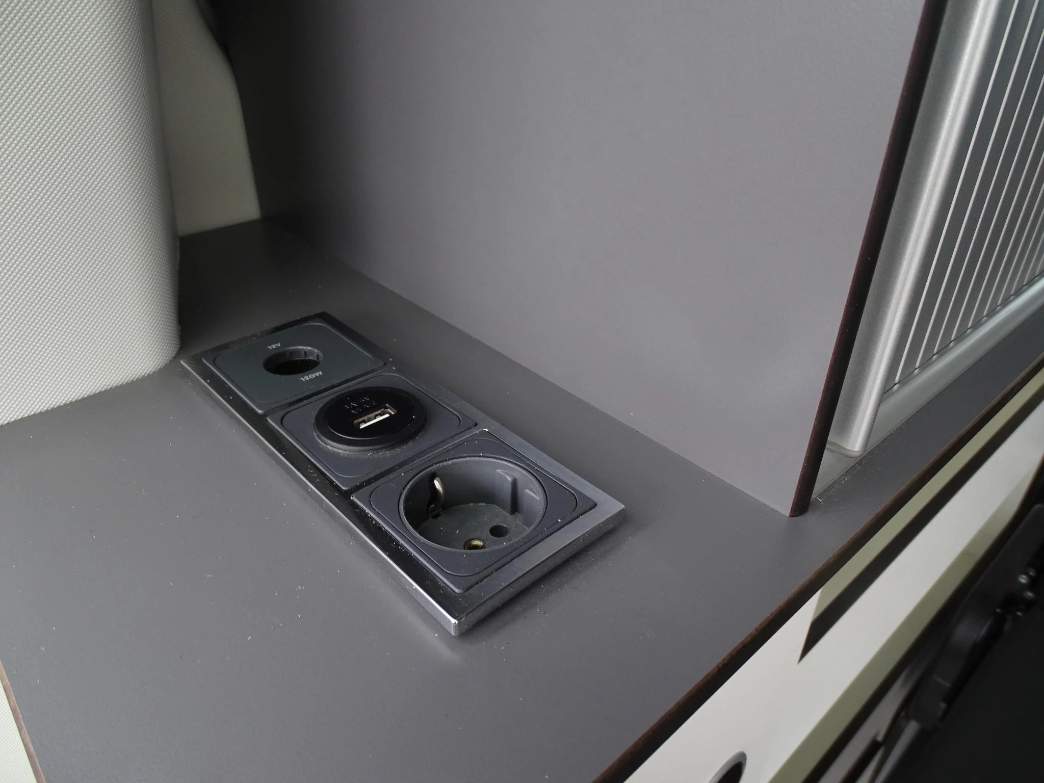 Ford Transit Custom 2.0D automaat FONT VENDOME