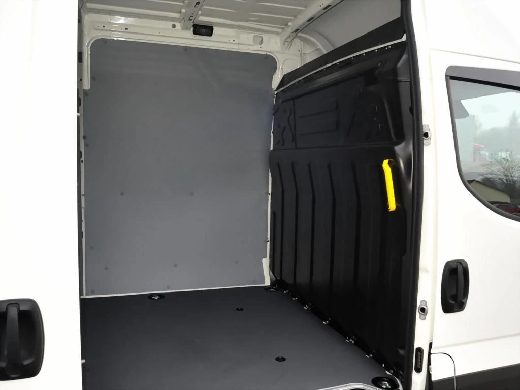 Iveco-Daily-image-12