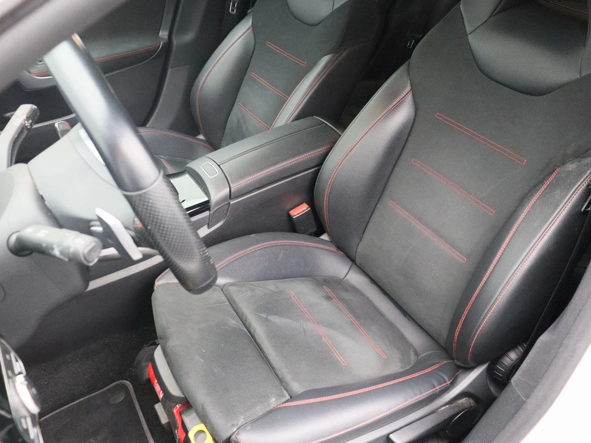 Mercedes-Benz CLA 180 Shooting Brake + AMG LINE + CARPLAY + CAMERA +