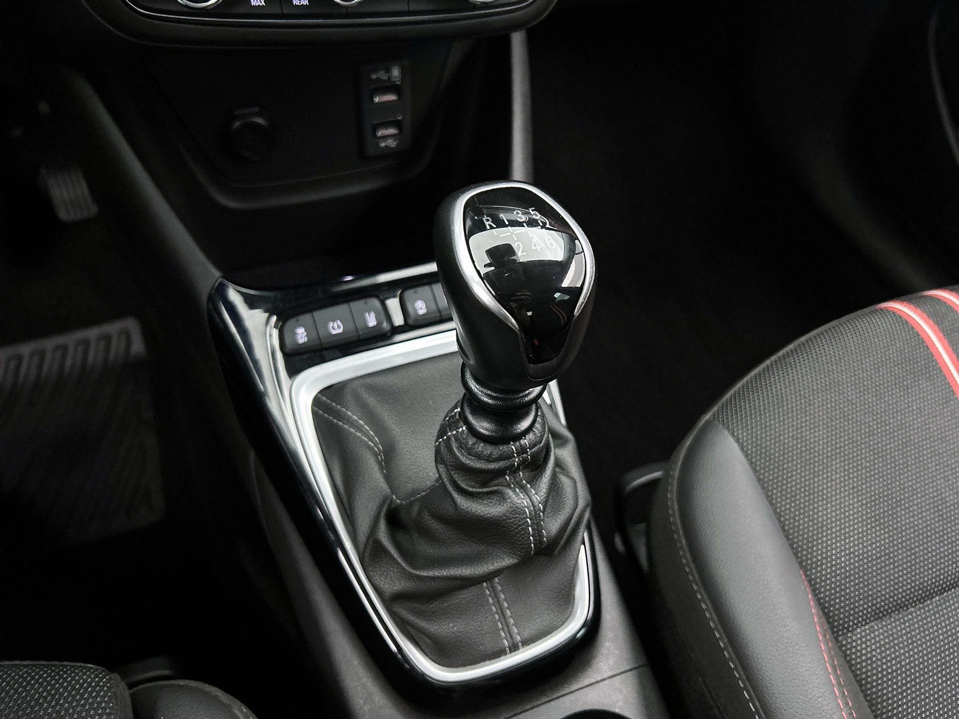 Opel-Crossland-image-27