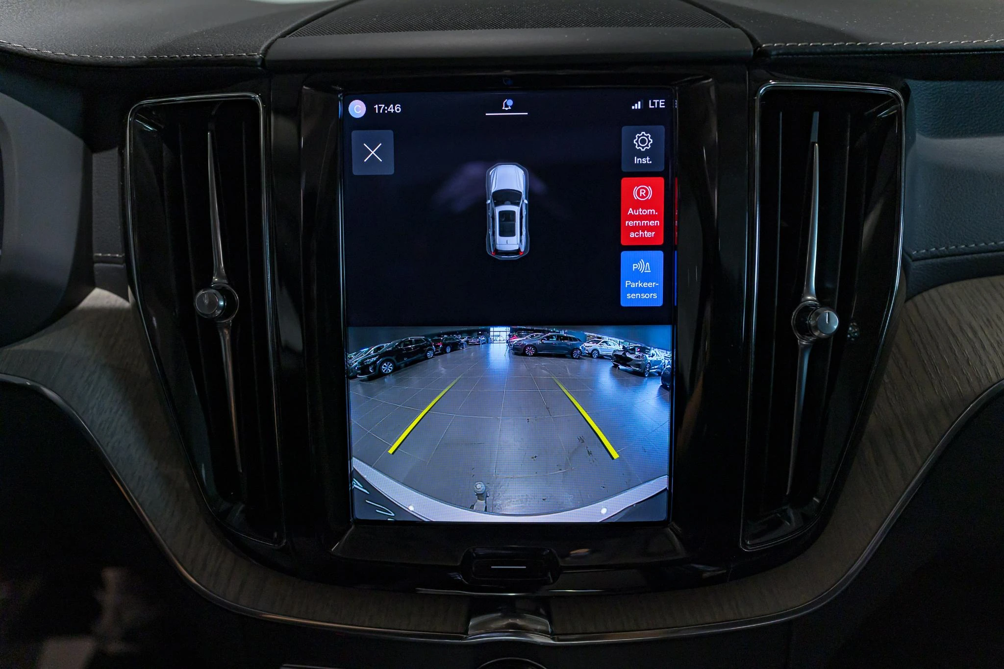 Volvo-XC60-image-36