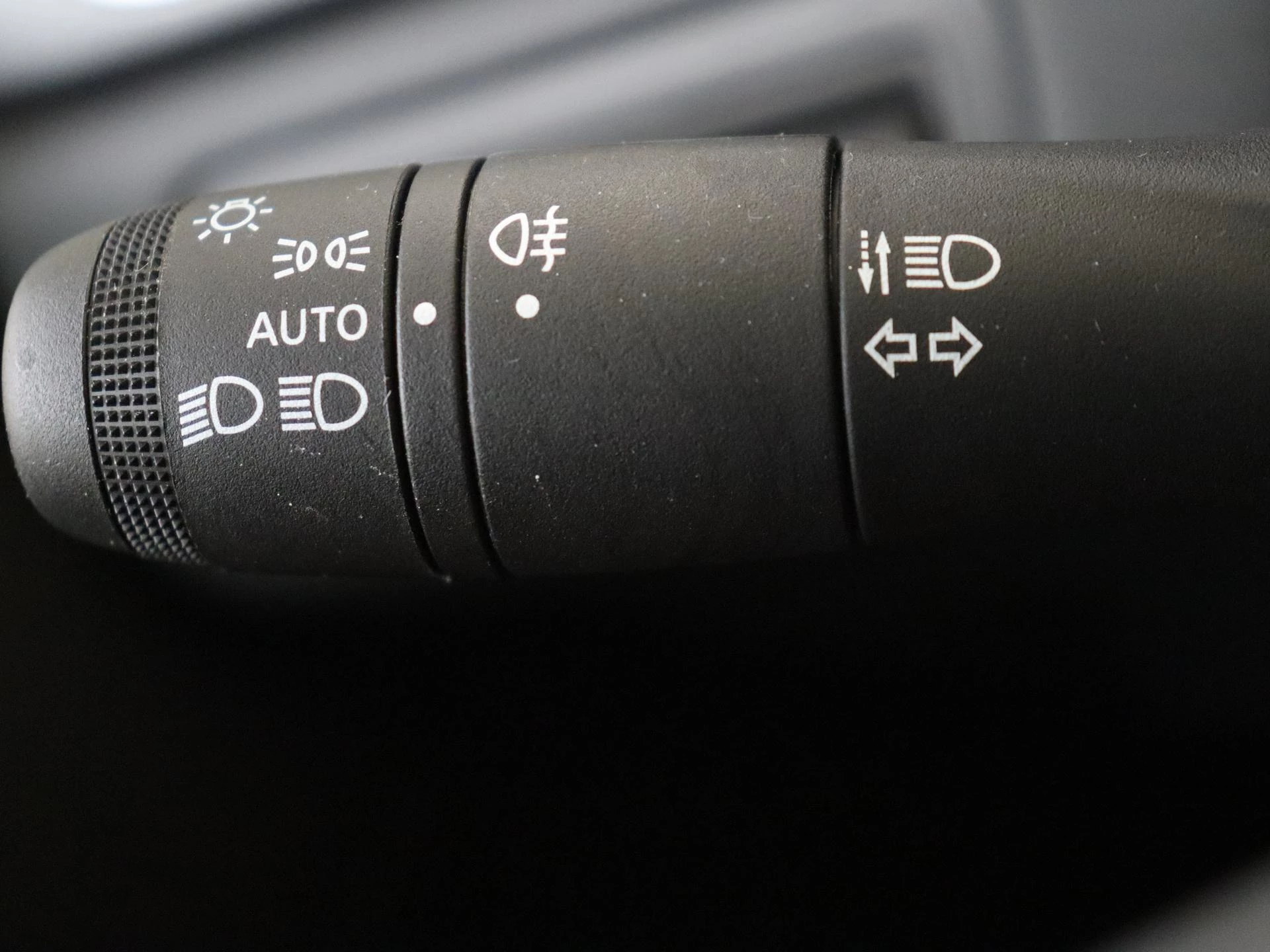Renault-Captur-image-21