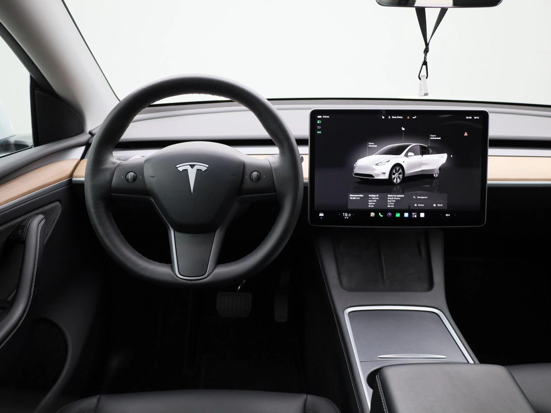 Tesla-Model Y-image-6