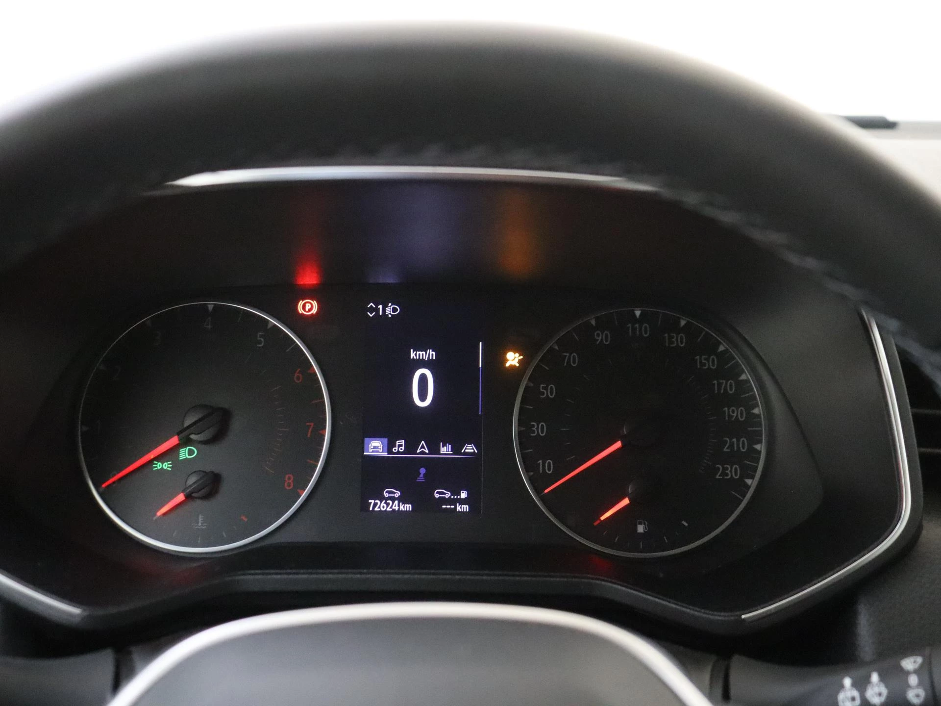 Renault-Clio-image-11